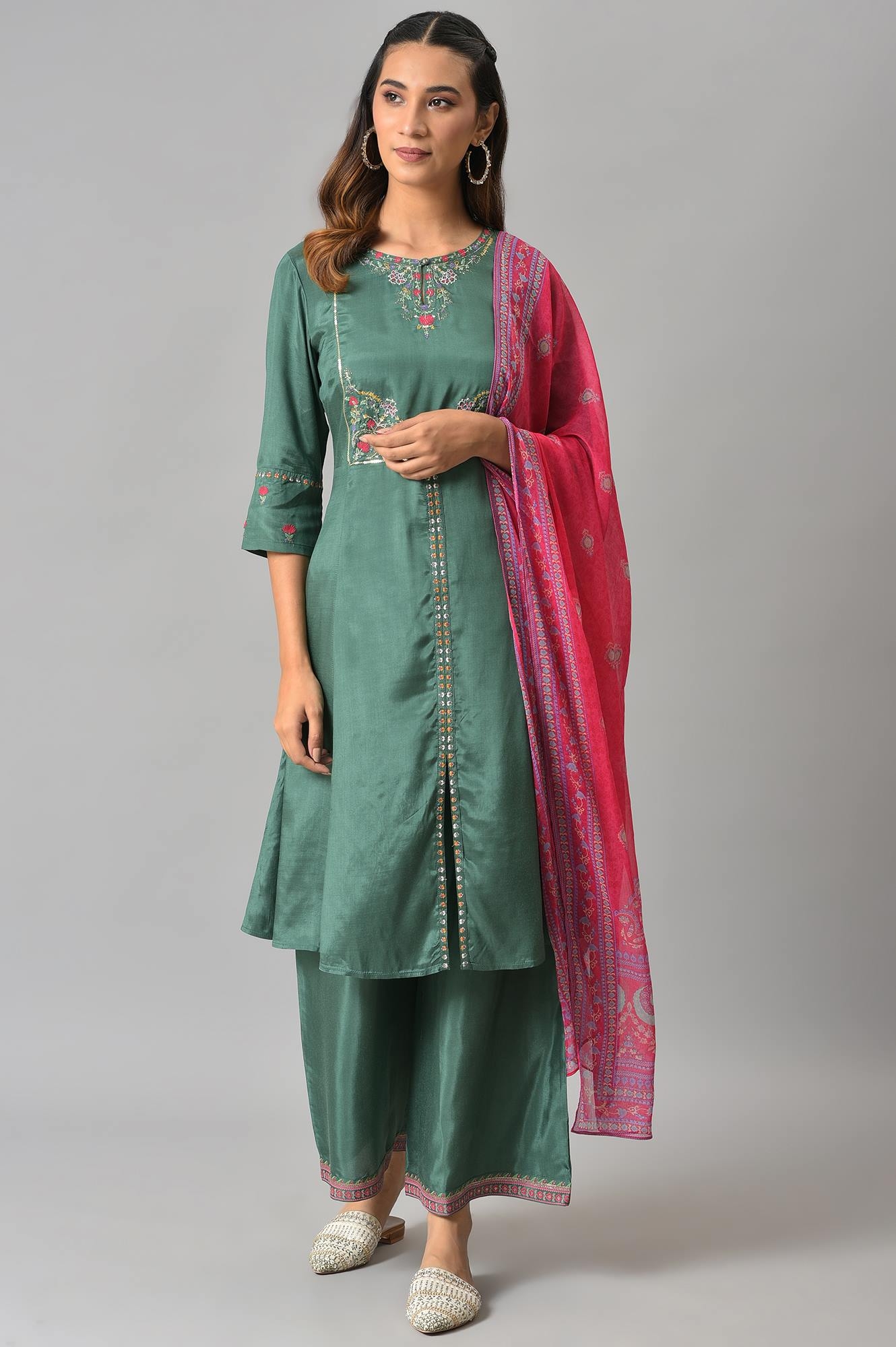 Grey Punjabi Pant Suit | Long gown design, Salwar kameez designs, Kurti  designs party wear