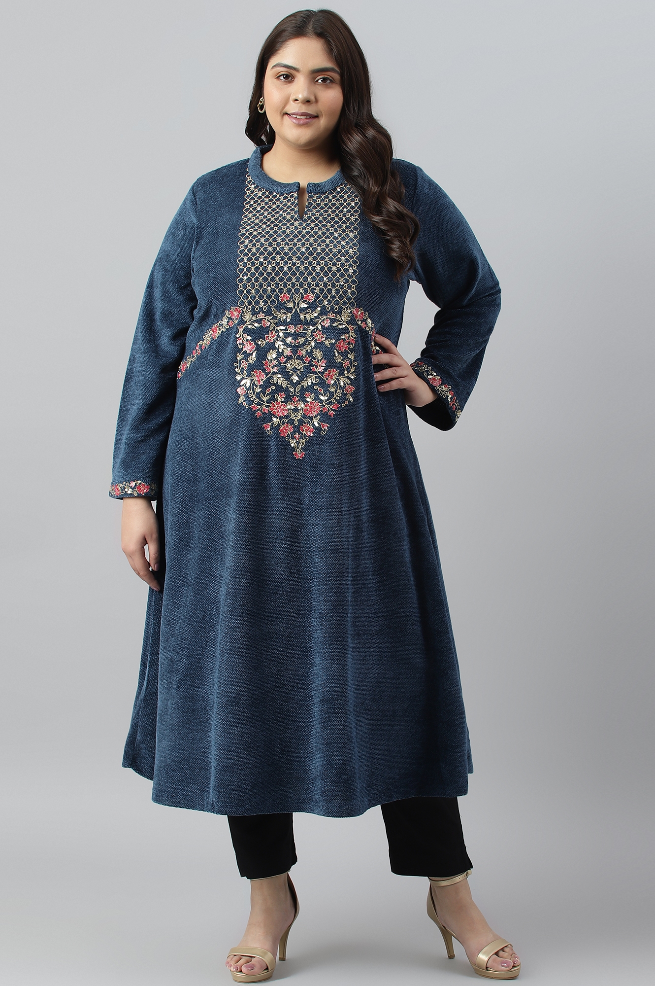 W for Woman Blue Printed Winter Kurta with Embroidery_22NOW18349-312471_S :  Amazon.in: Fashion