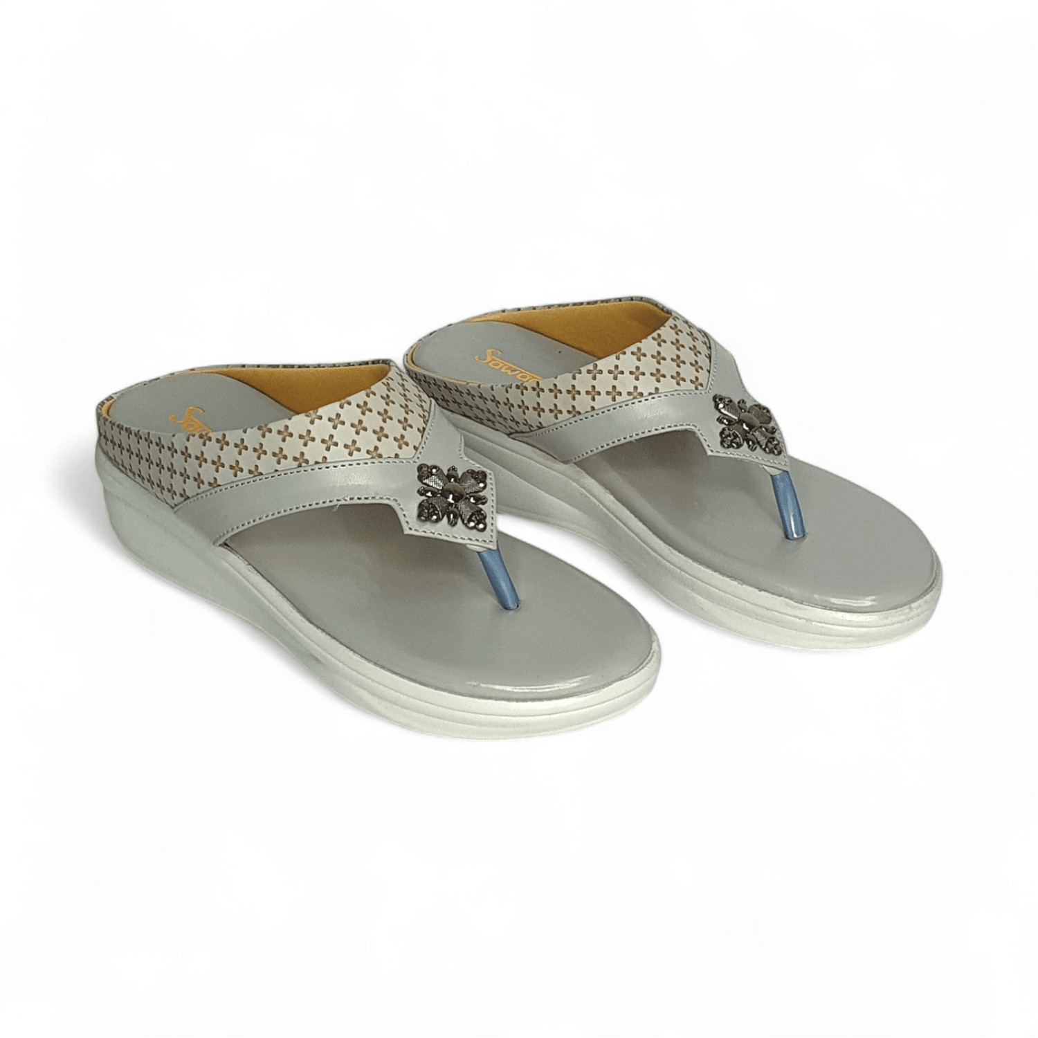Elegant White Slip-On Toe-Ring Sandals for Women | Stylish & Comfortable Footwear | Sawadimart