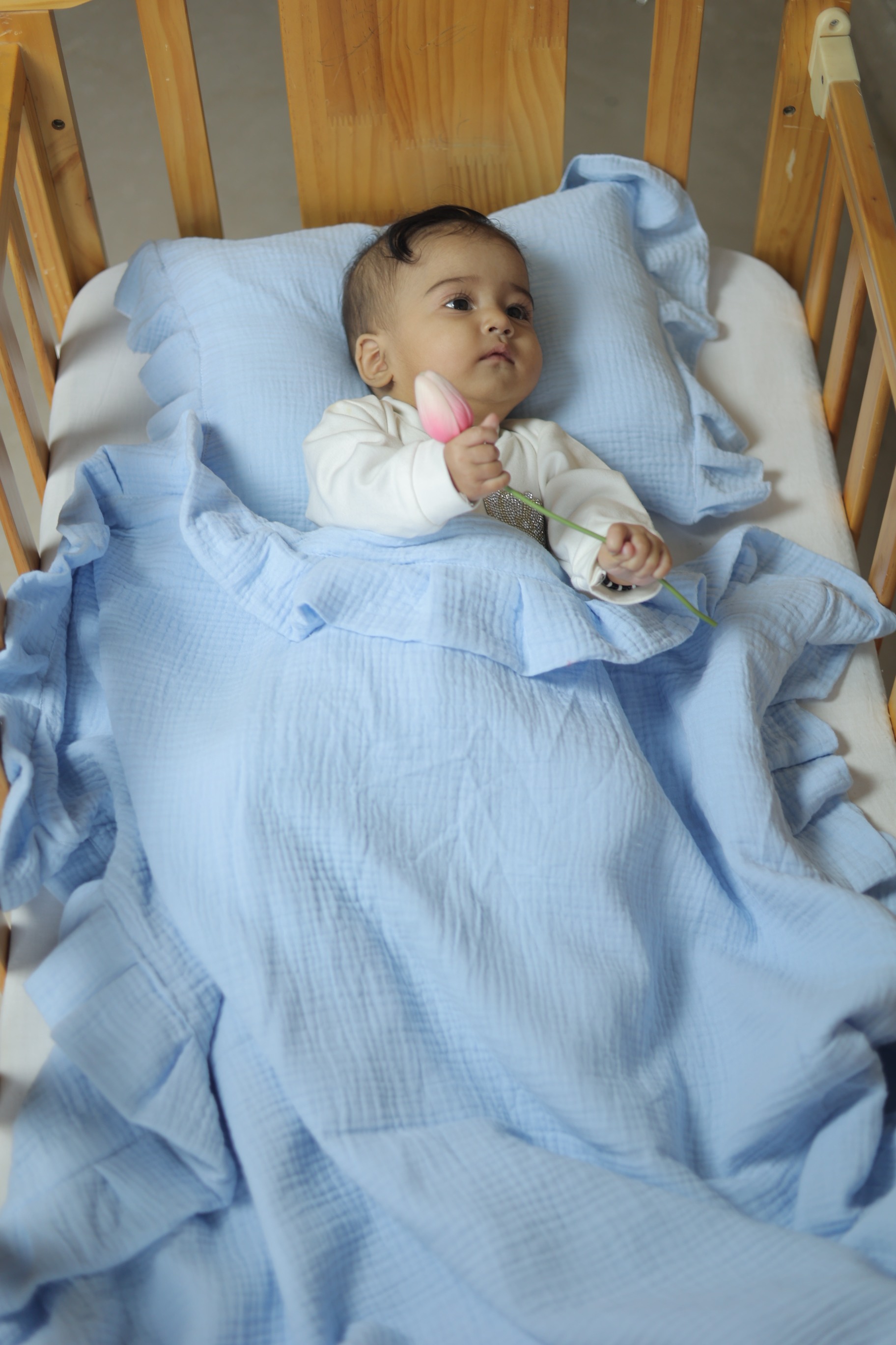 SkySnug Muslin Blanket & Pillow Set