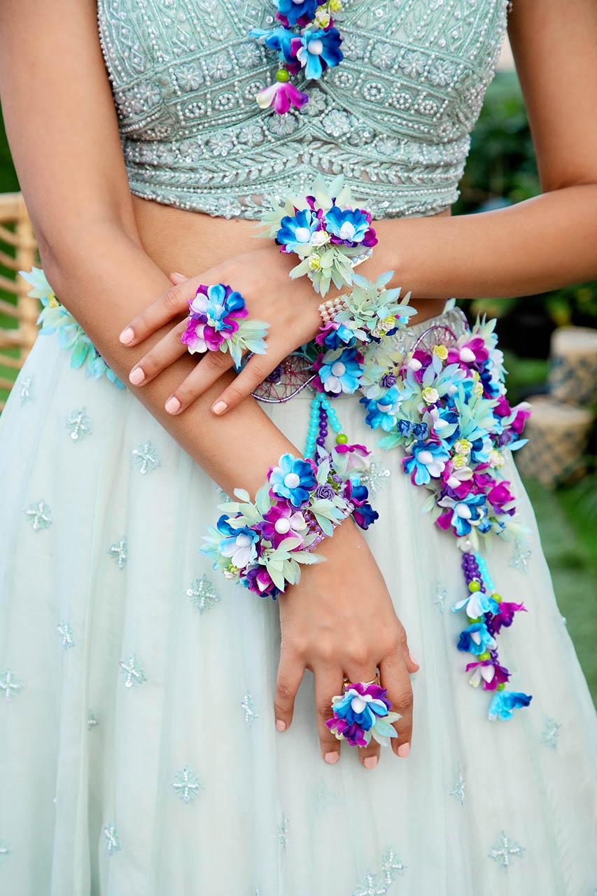 Floral art | Floral Braclet with 2 rings undefined