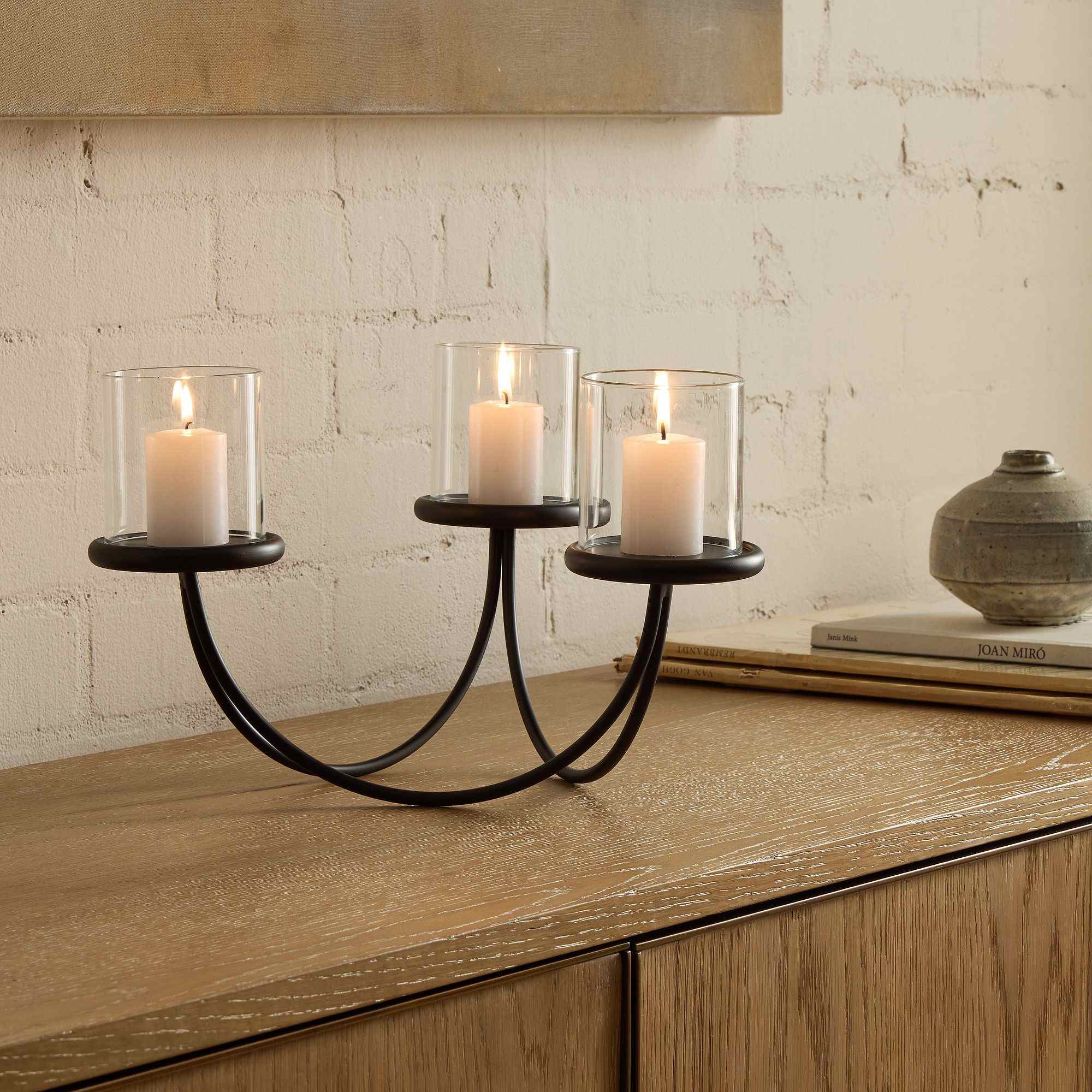 Curved Metal Votive Centerpiece