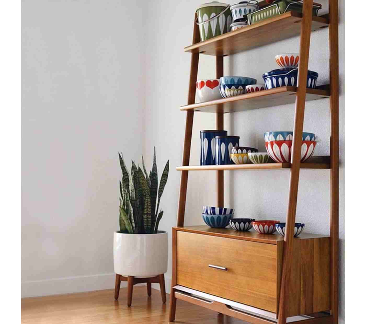 Mid-Century 22" Bookshelf - Acorn