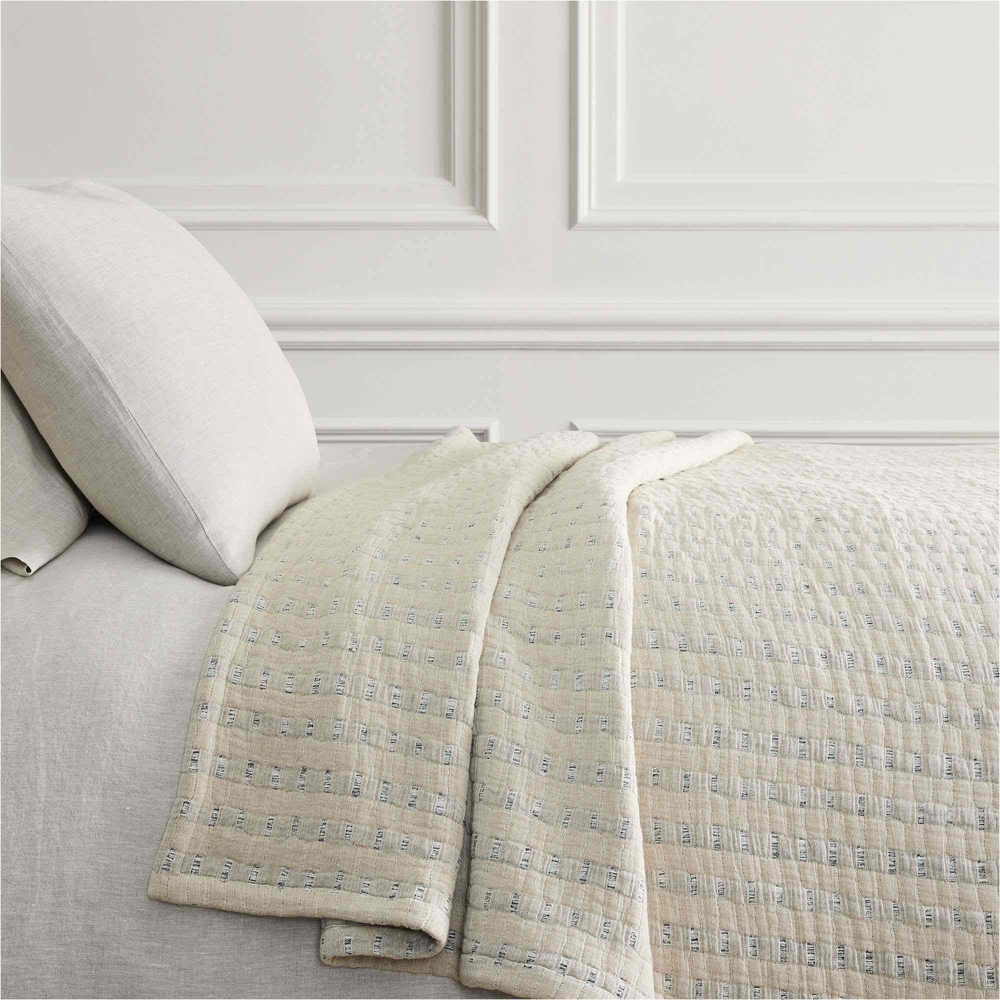 Two-Tone Cotton Jacquard Blanket