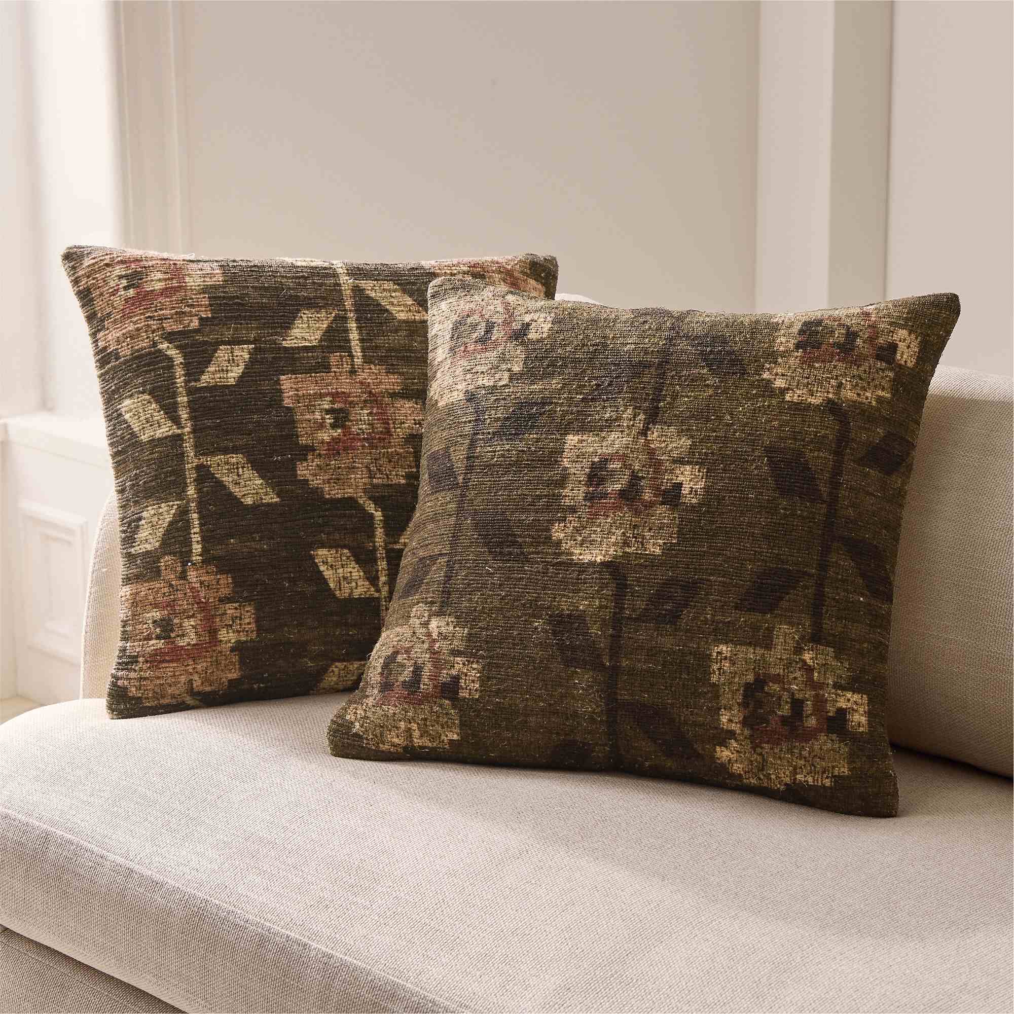 west elm | Stamped Folk Floral PC20x20Cognac
