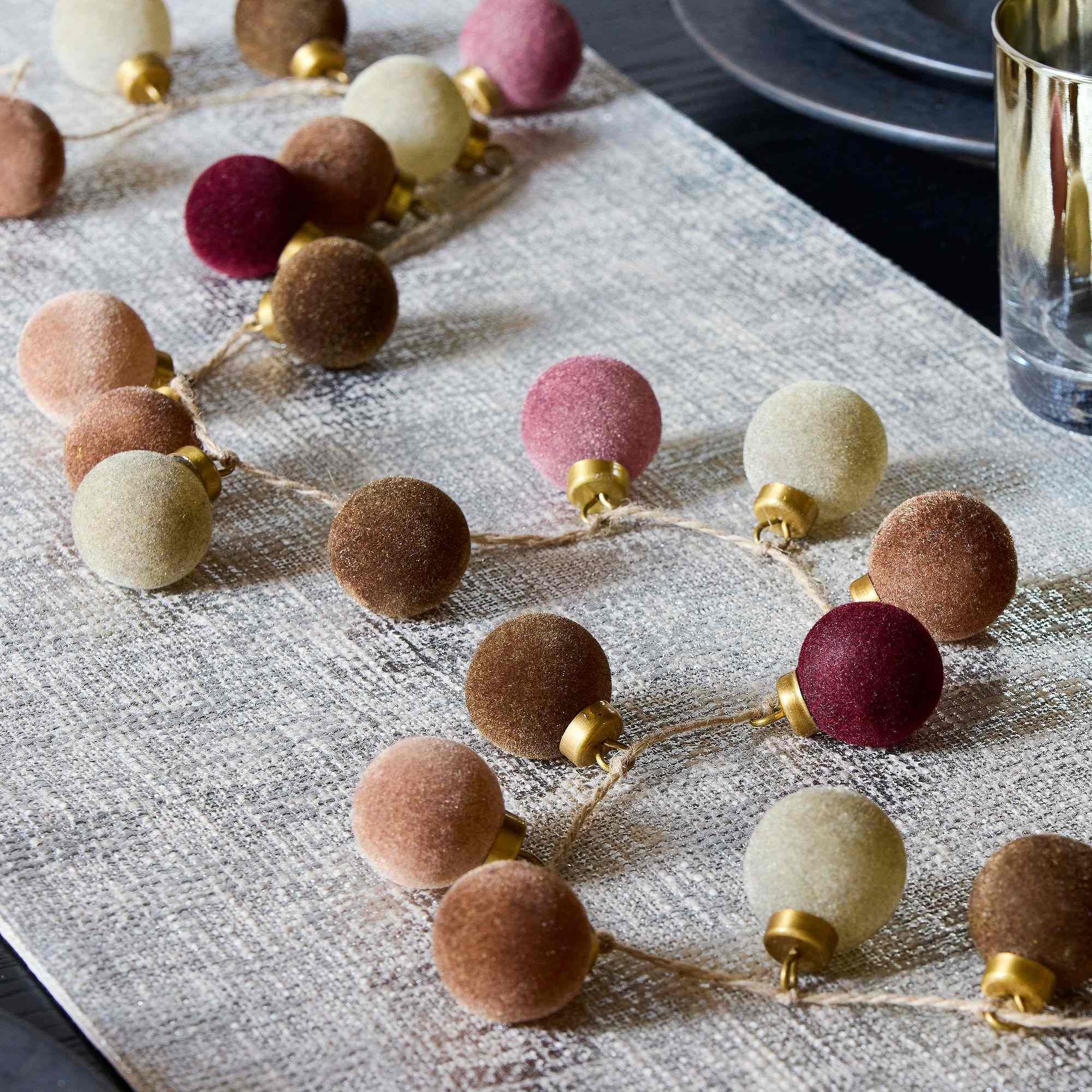 Flocked Ball Garland