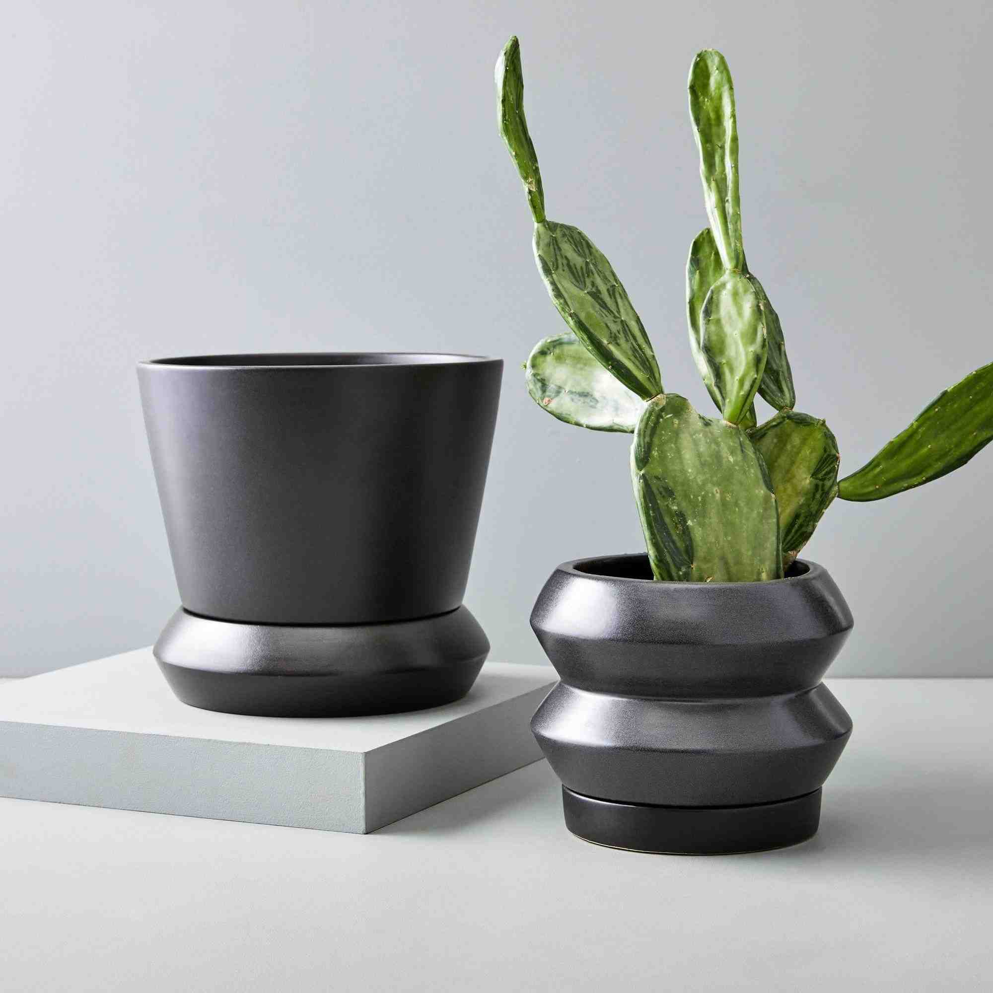Totem Tabletop Planters - Black
