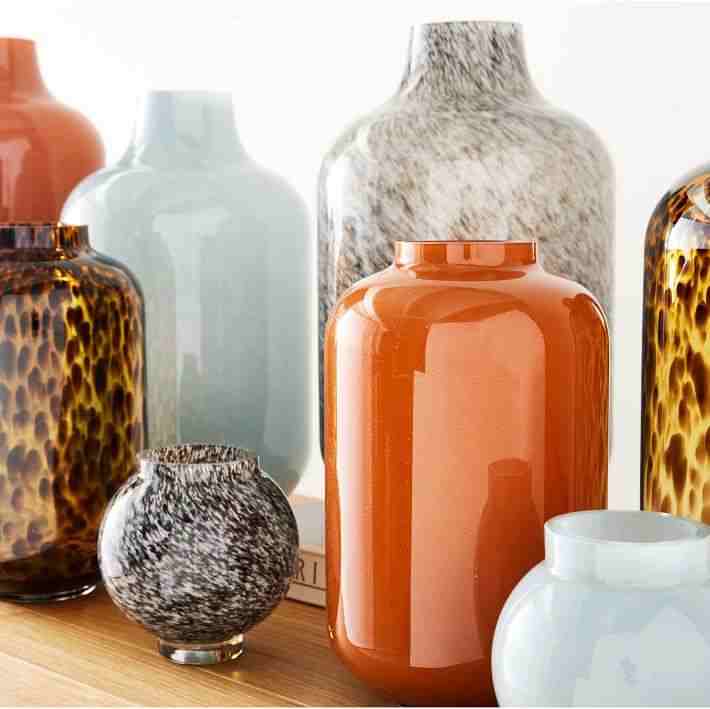 Mari Vases