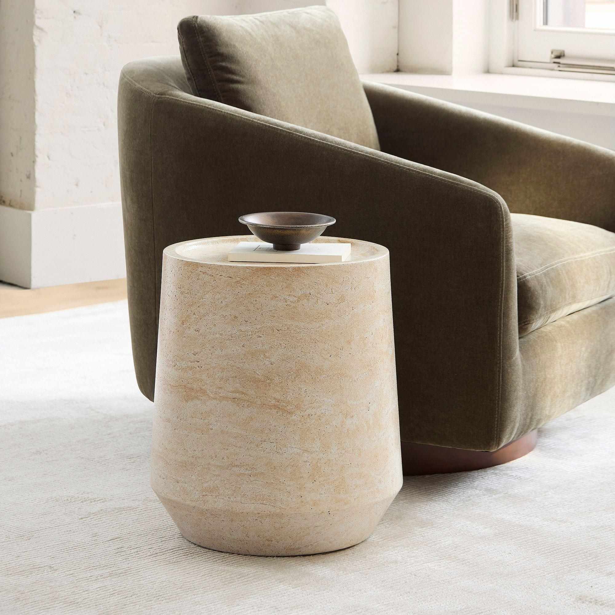 Alexander Indoor/Outdoor Side Table (16")