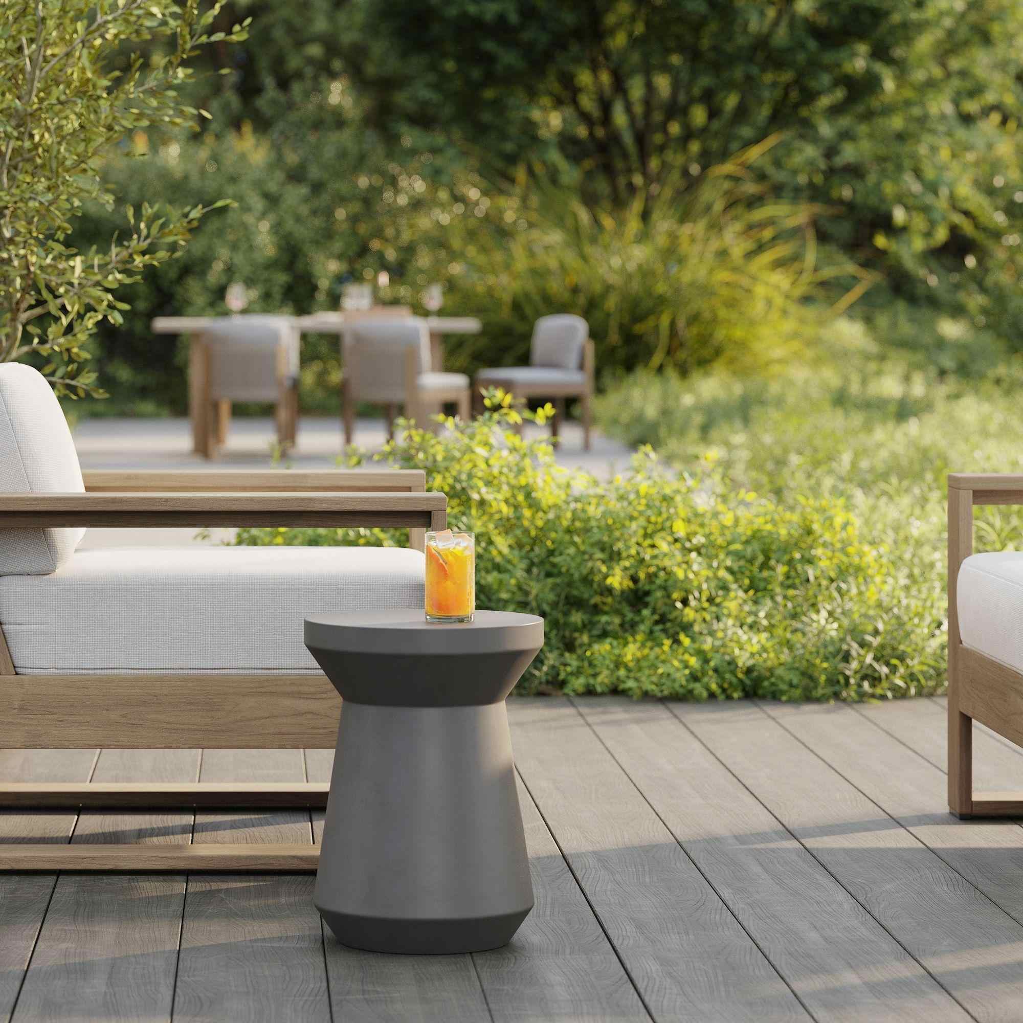 Brewster Outdoor Side Table (13")
