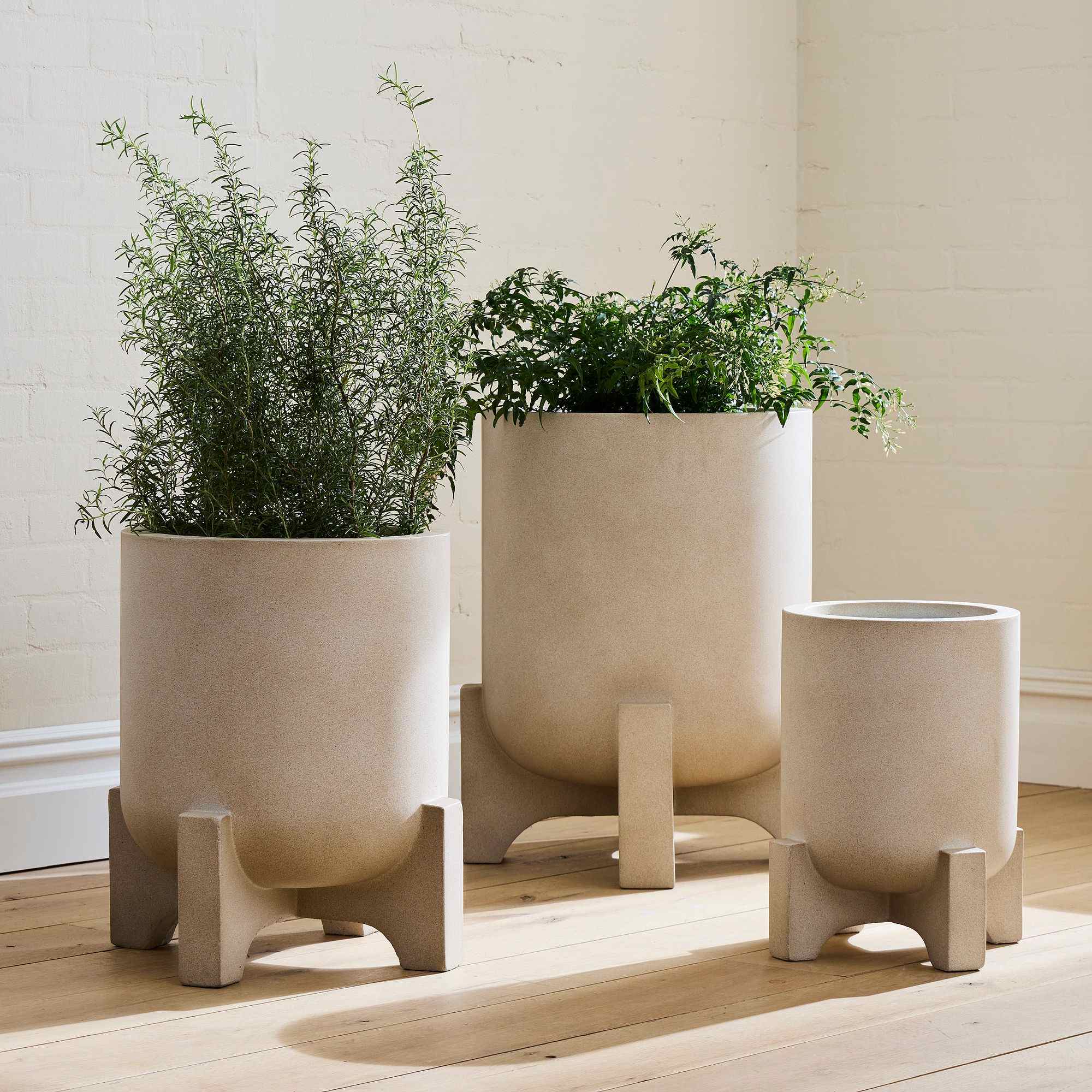 Cady Cradled Ficonstone Indoor/Outdoor Planters