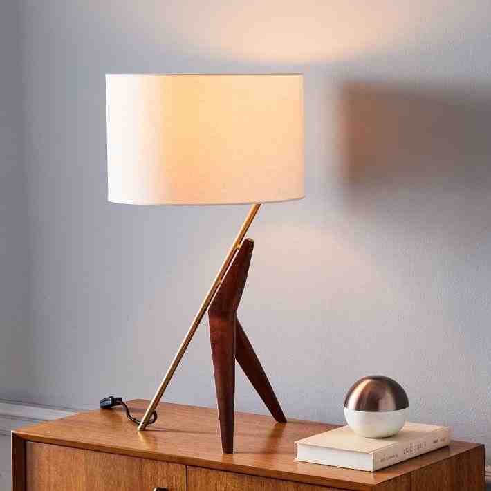 Caldas Table Lamp, 26"