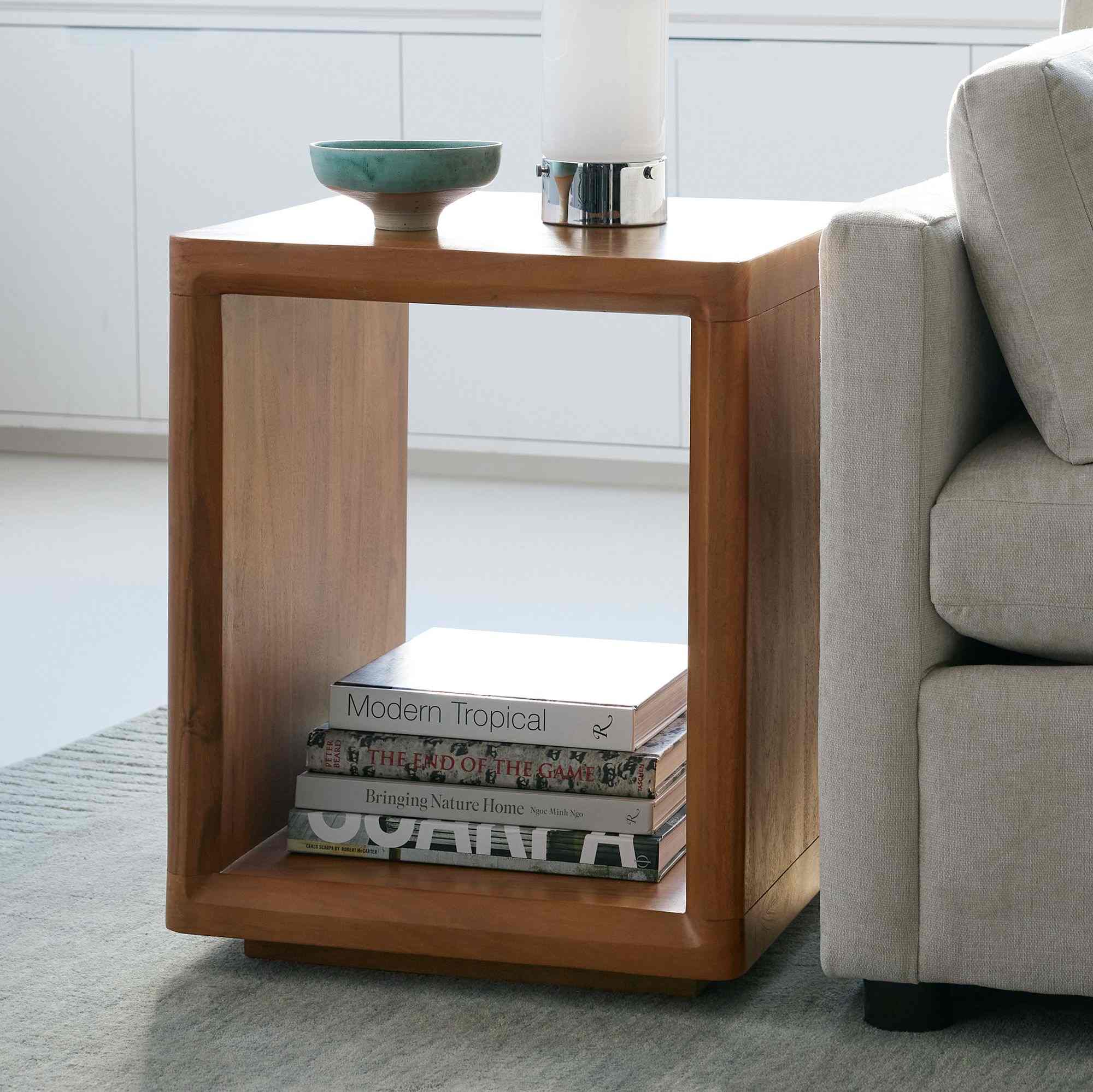 Calla Solid Wood Side Table (18")