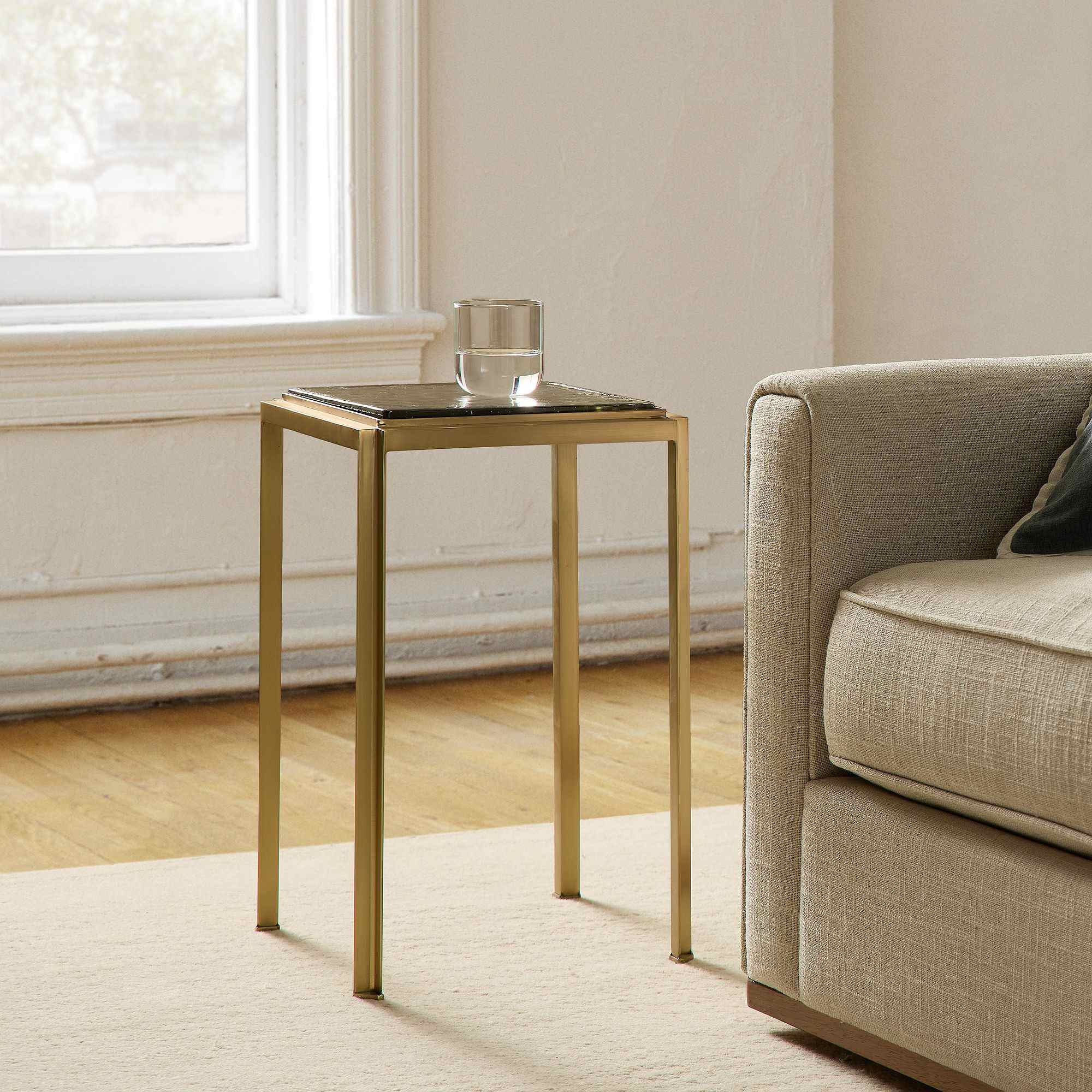 Cerelia Glass Drink Table (12")