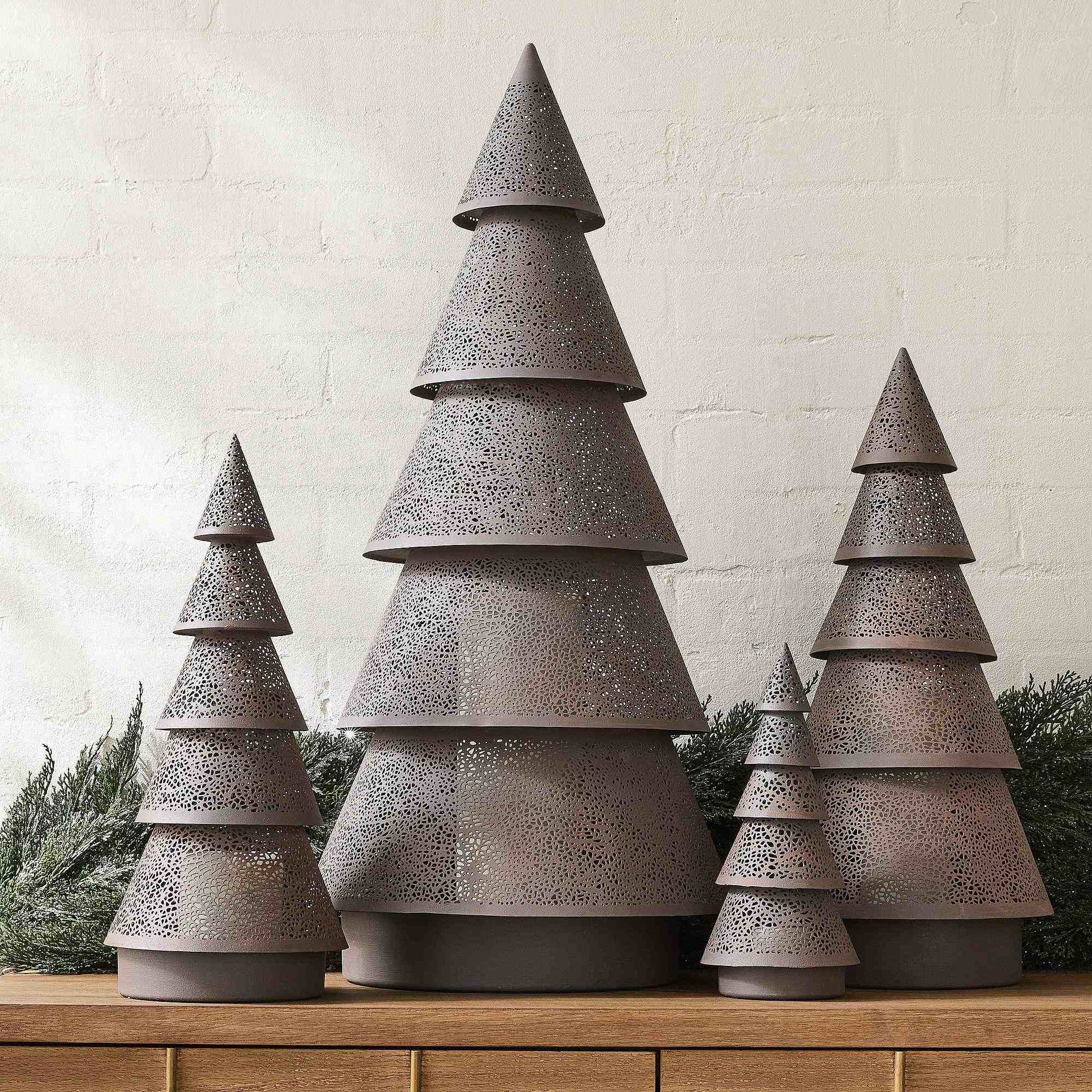 Decorative Metal Tabletop Trees