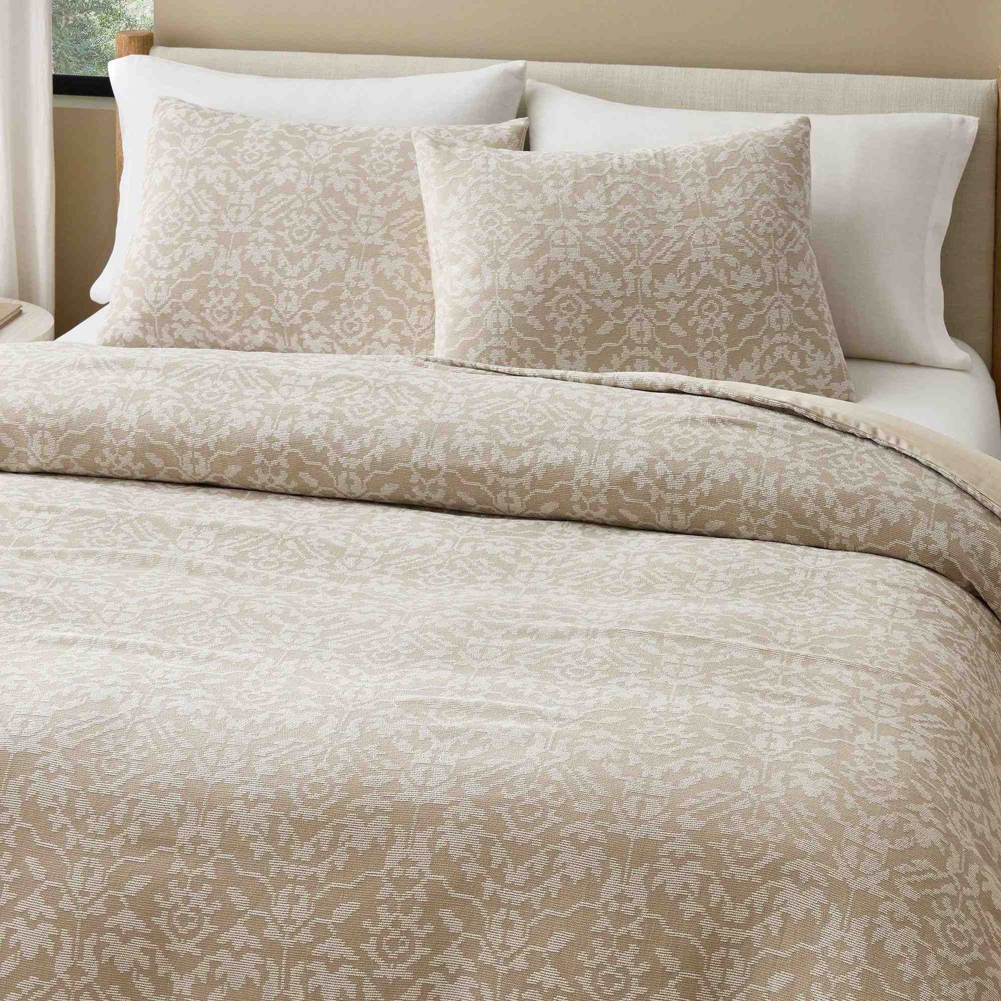 Filigree Duvet Cover & Shams