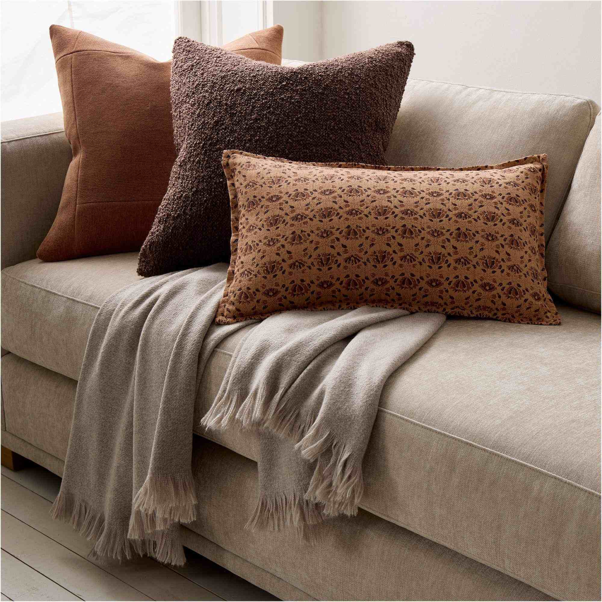 Gemma Pillow Cover
