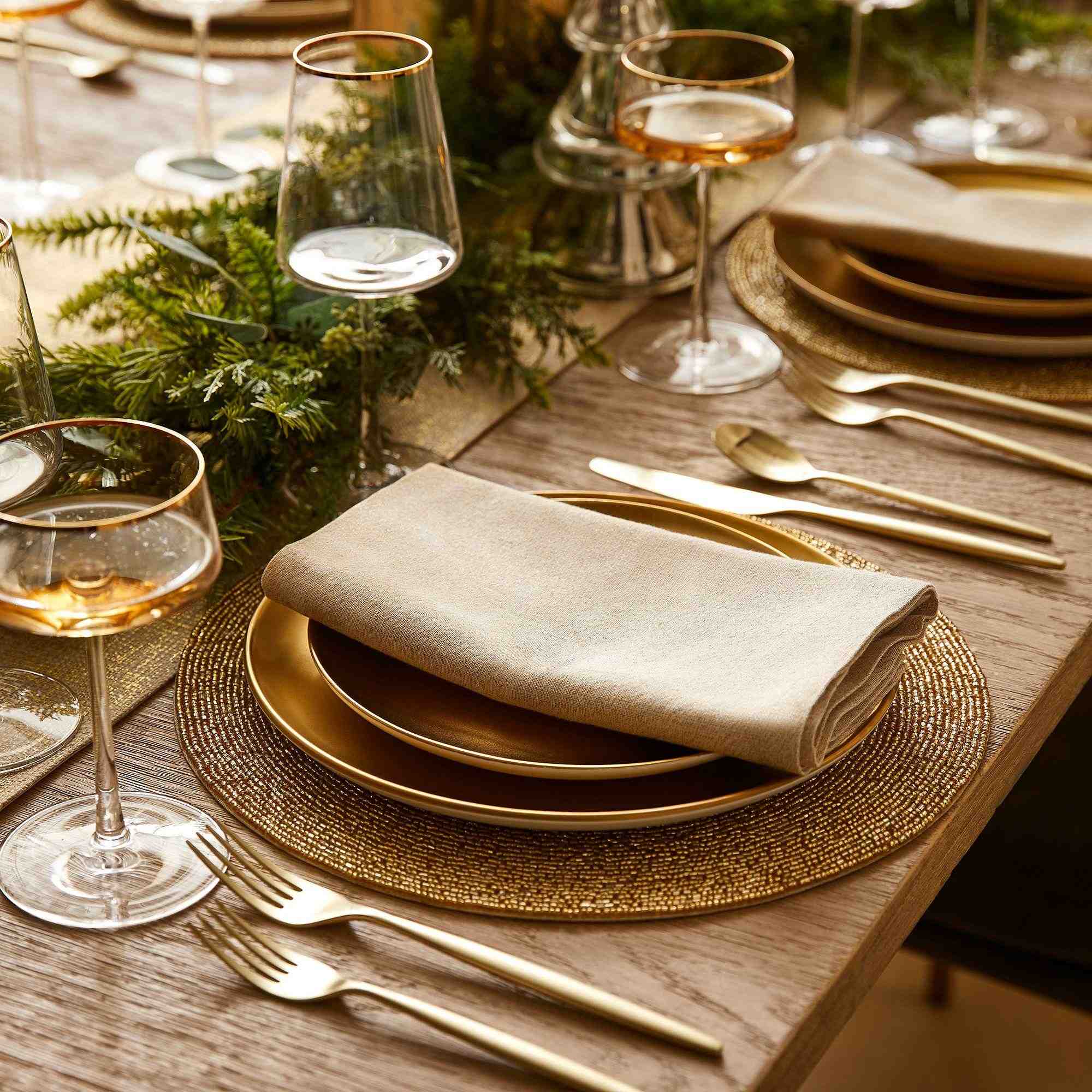 Metallic Lurex Linens Napkin Sets