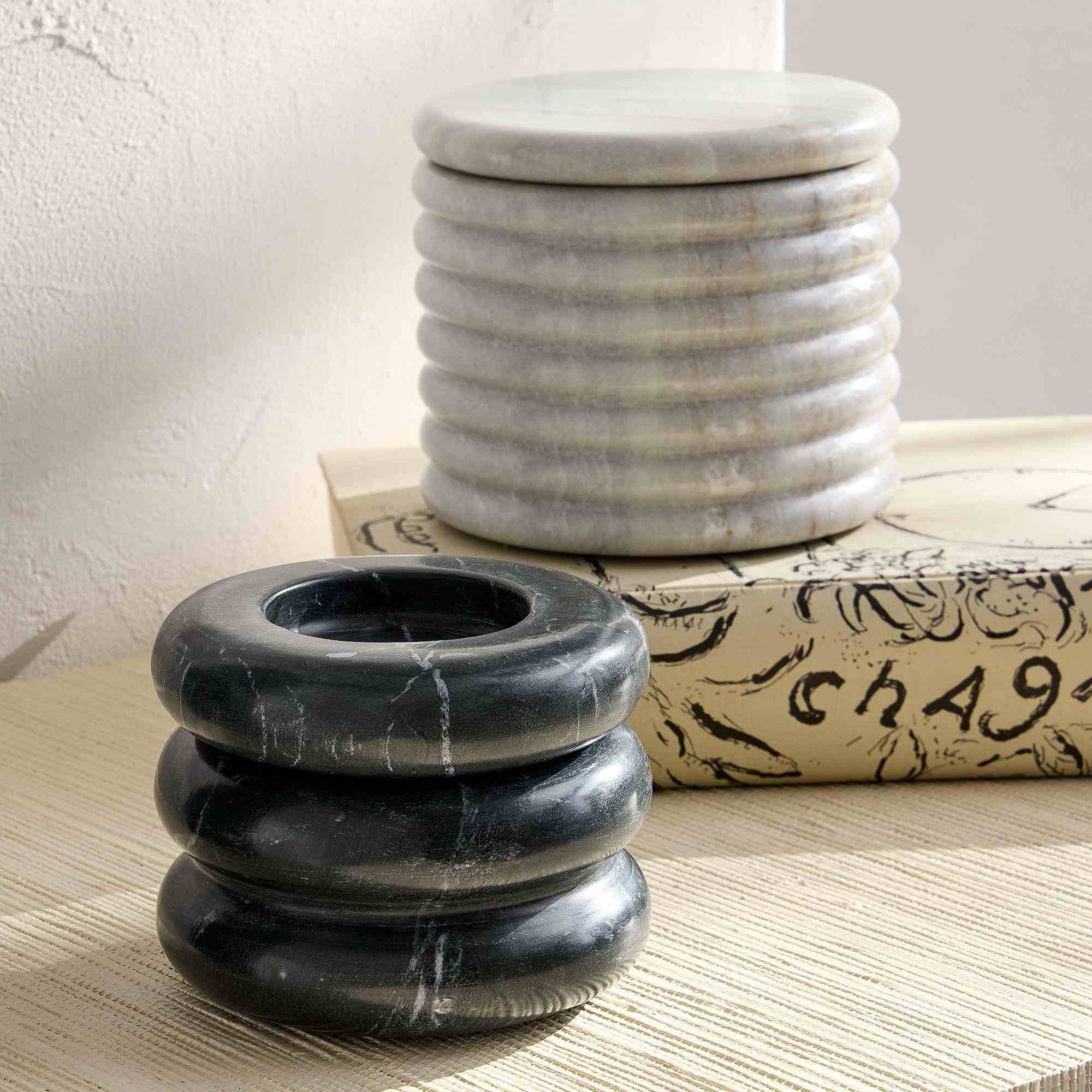 Modern Marble Round Decorative Boxes