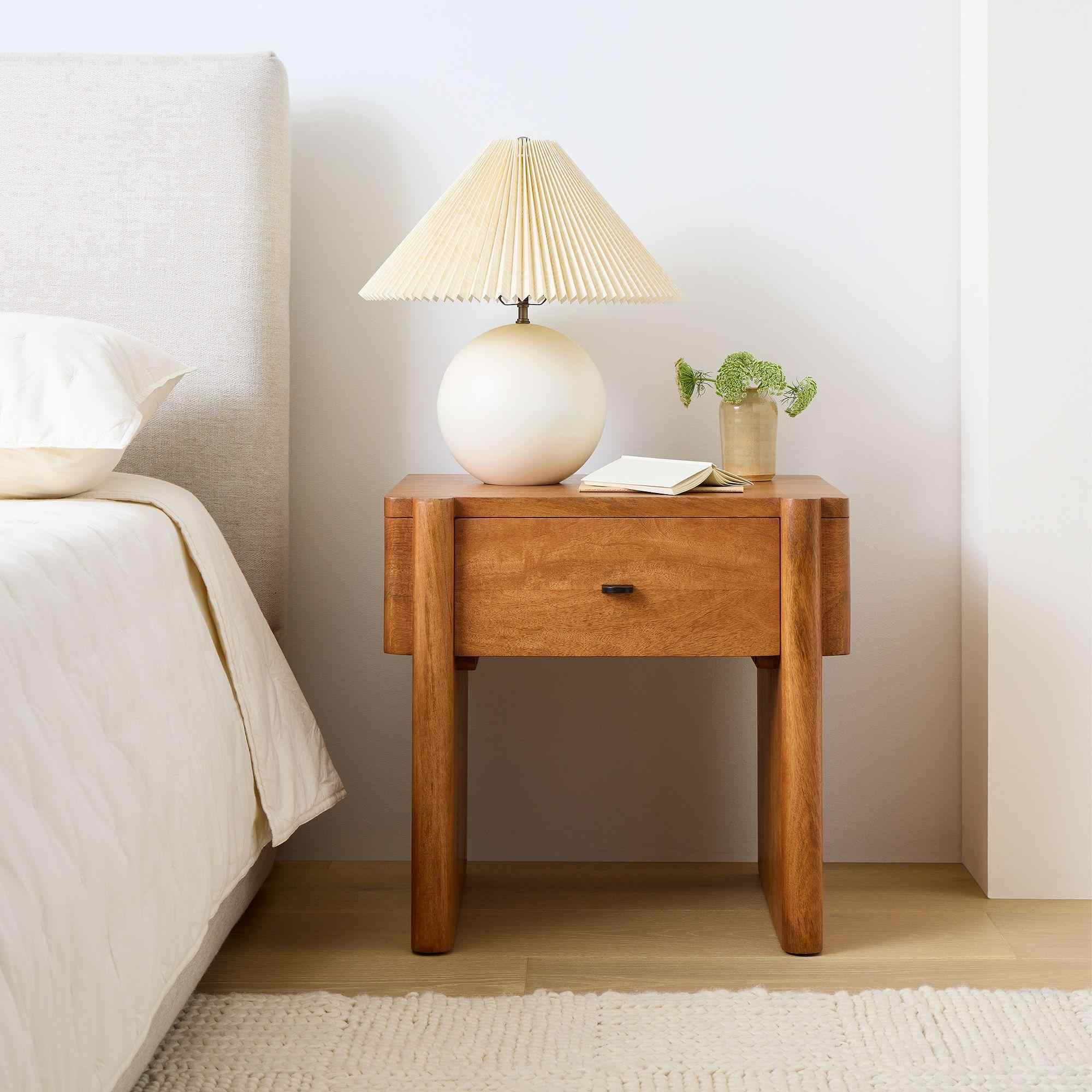 Otto Nightstand
