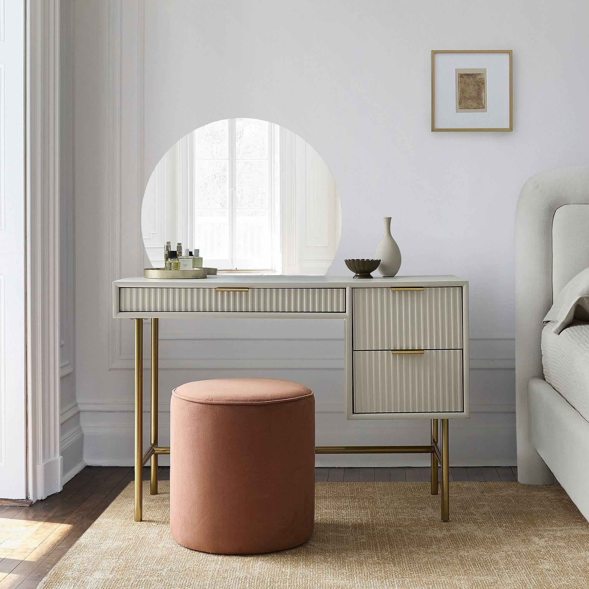 Quinn Vanity (44")