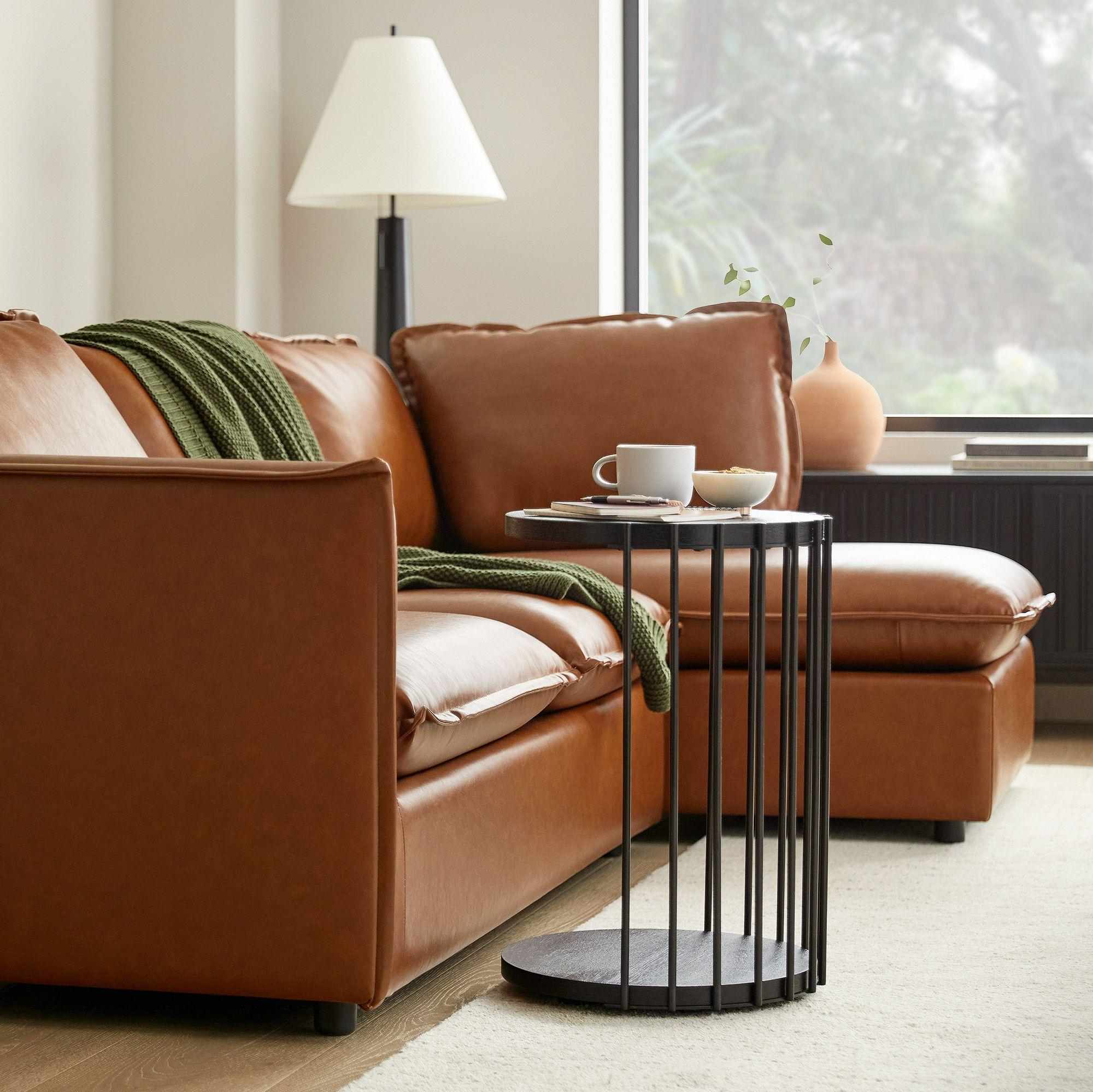 Spoke C-Side Table