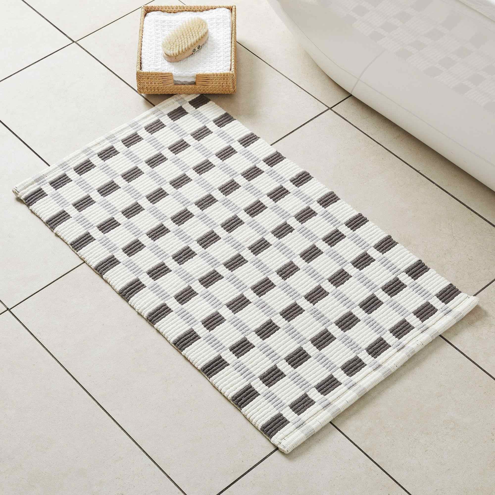 Square Ribbed Bath Mat