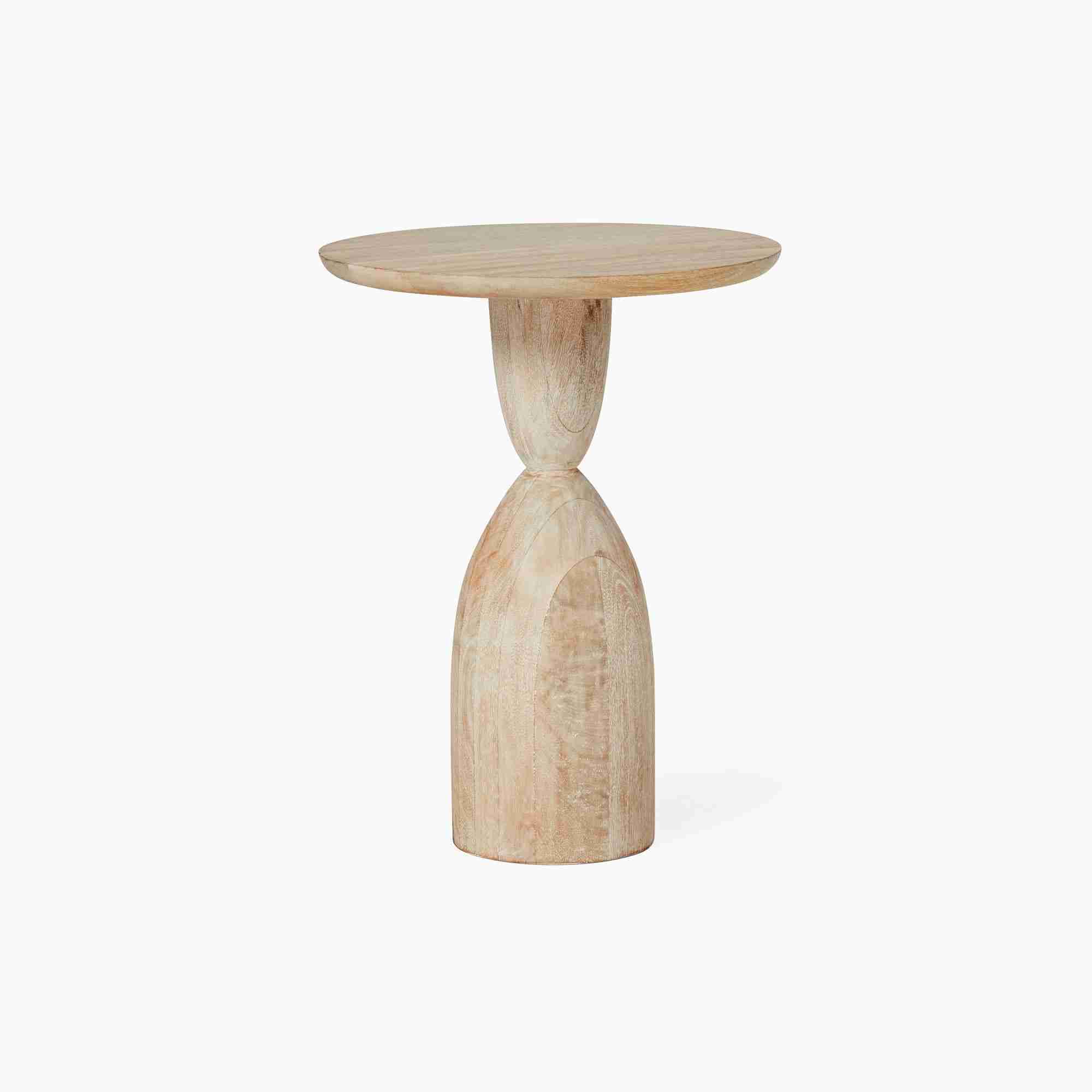 https://cdn.fynd.com/v2/falling-surf-7c8bb8/fyprod/wrkr/products/pictures/item/free/original/west-elm/winona-round-pedestal-side-table-h7868/2/MyOq8LXnID-8748065_4.jpg