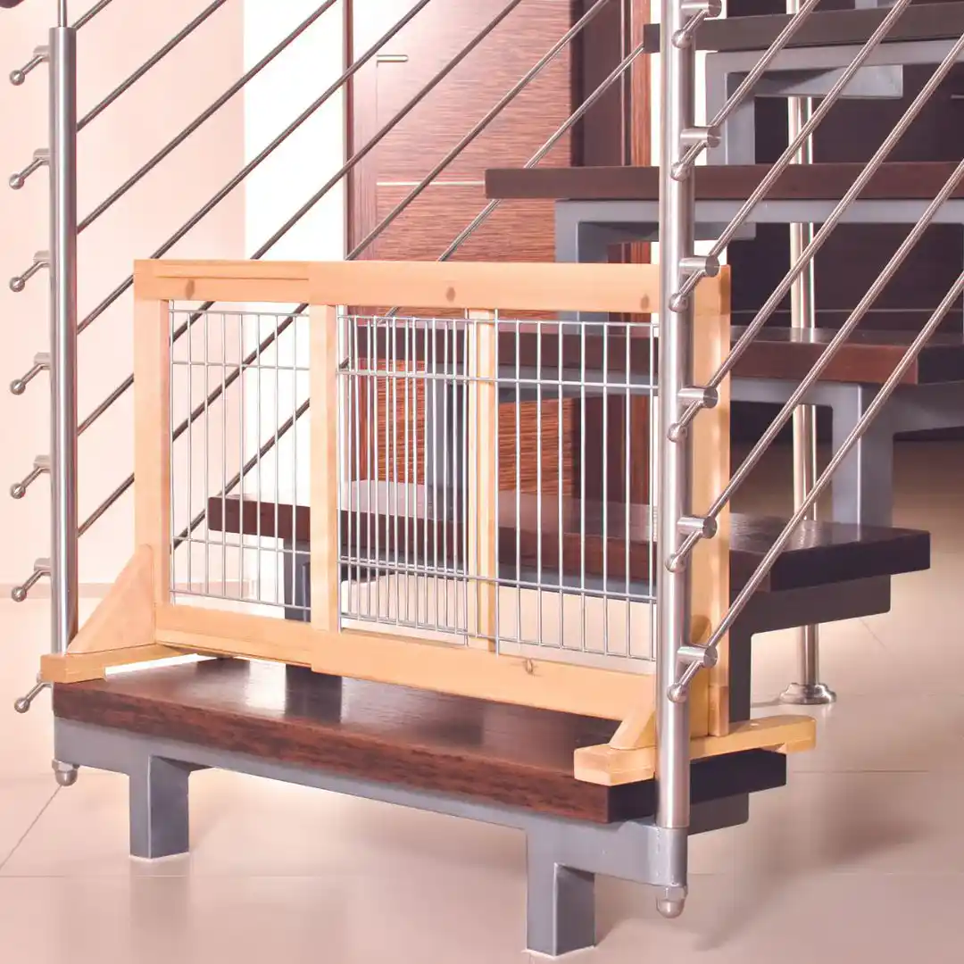 Trixie Dog Barrier Wood, 65-108 x 50 cm