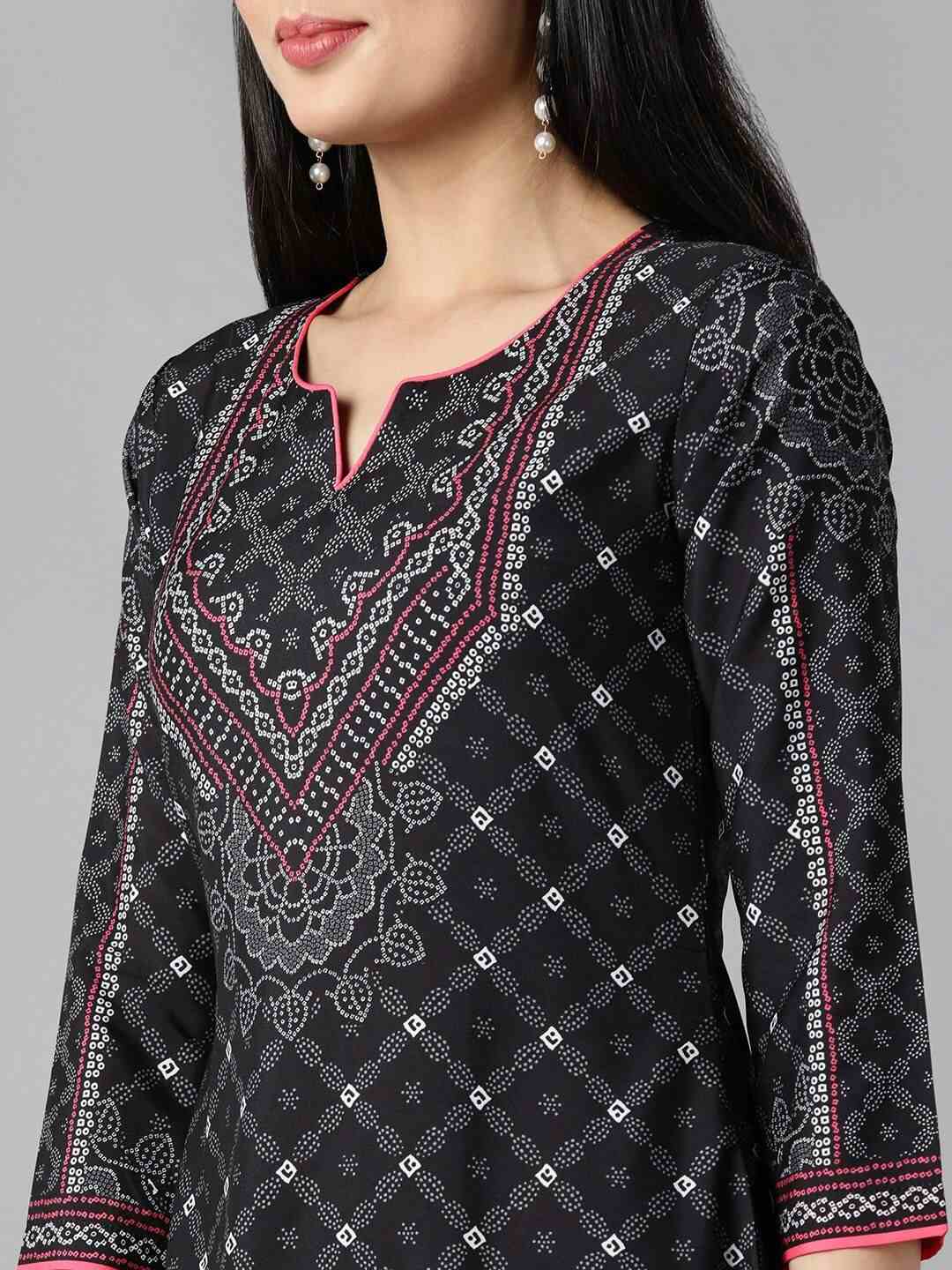 Girls Magenta Ethnic Motifs Printed Regular Kurta With Pyjamas