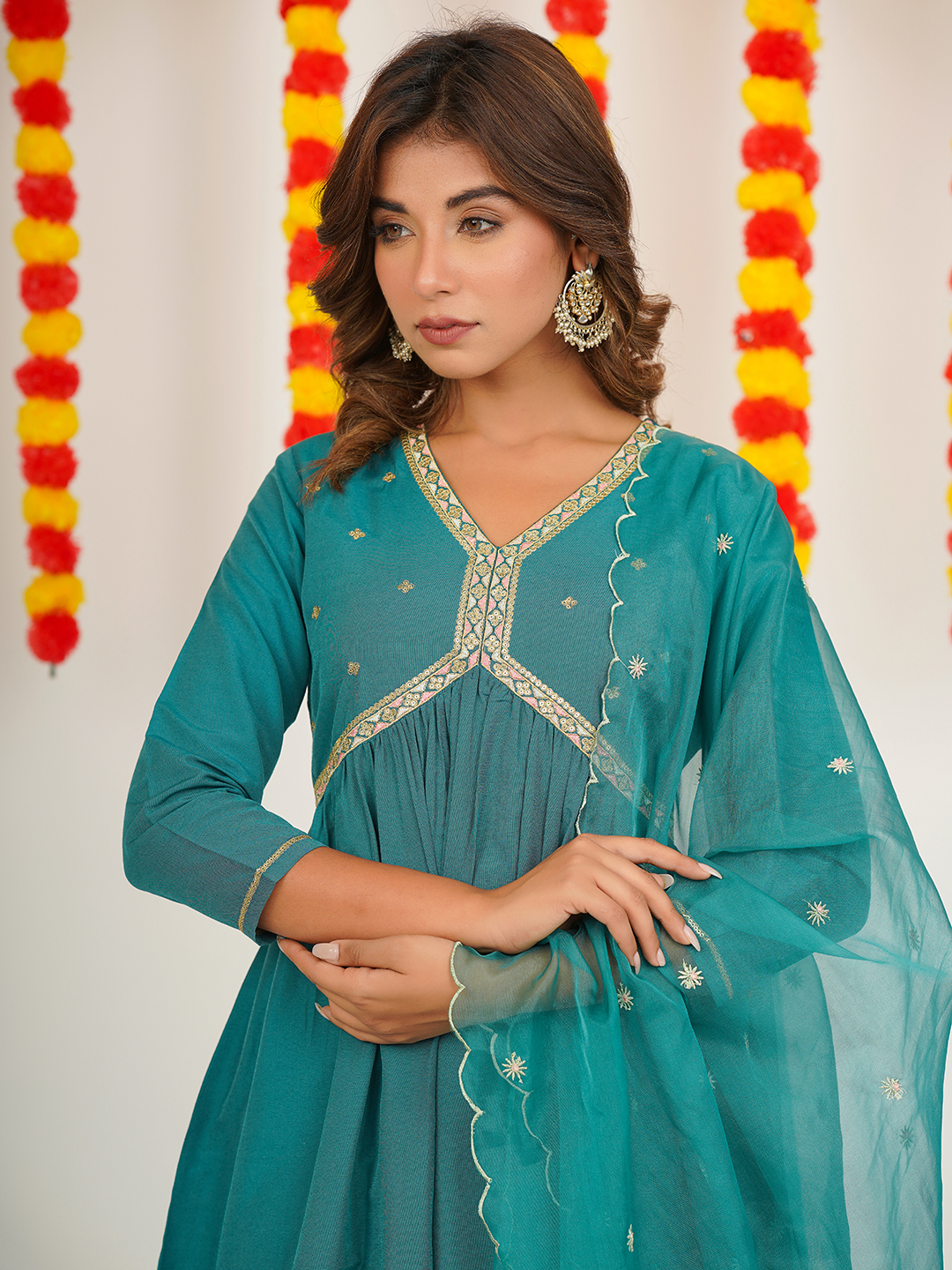 VISCOSE PST YOKE EMBRODIERED KURTA SET