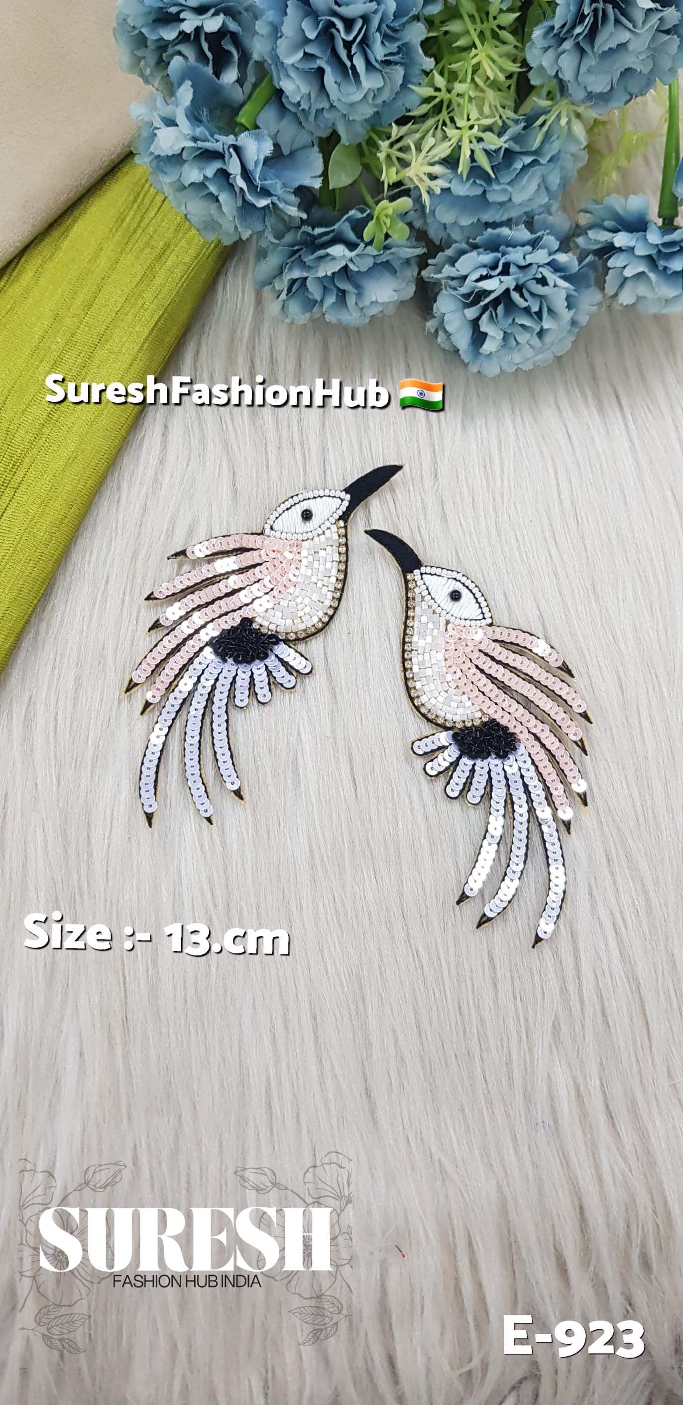 E-923 Peach Left Side Humming Bird Patch