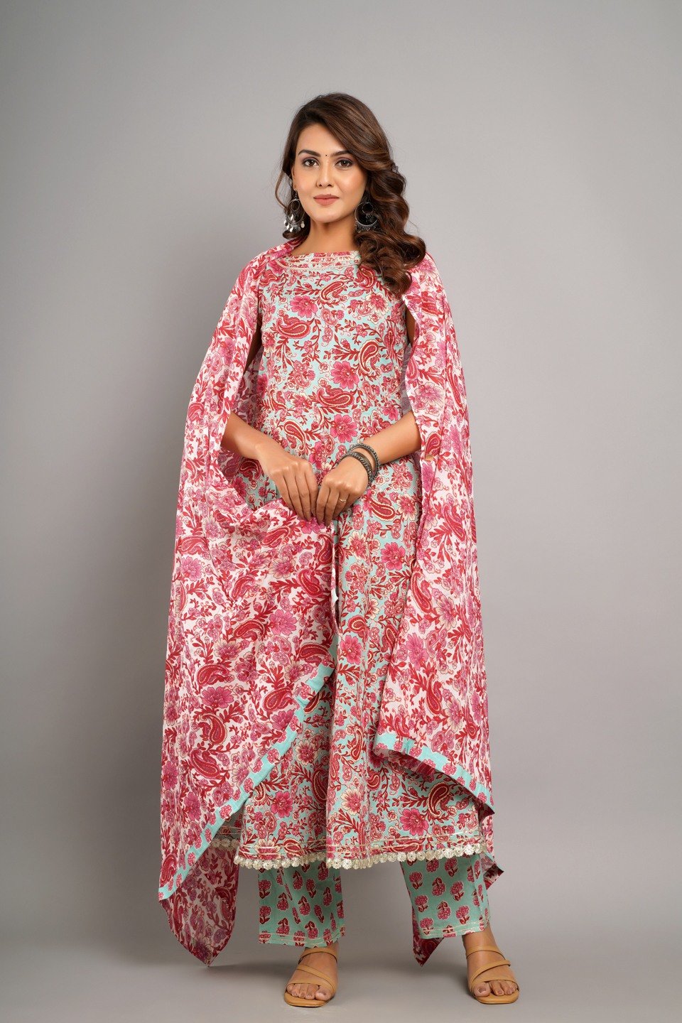 Women Paisley Printed Pure Cotton Kurta with Trousers & Dupatta