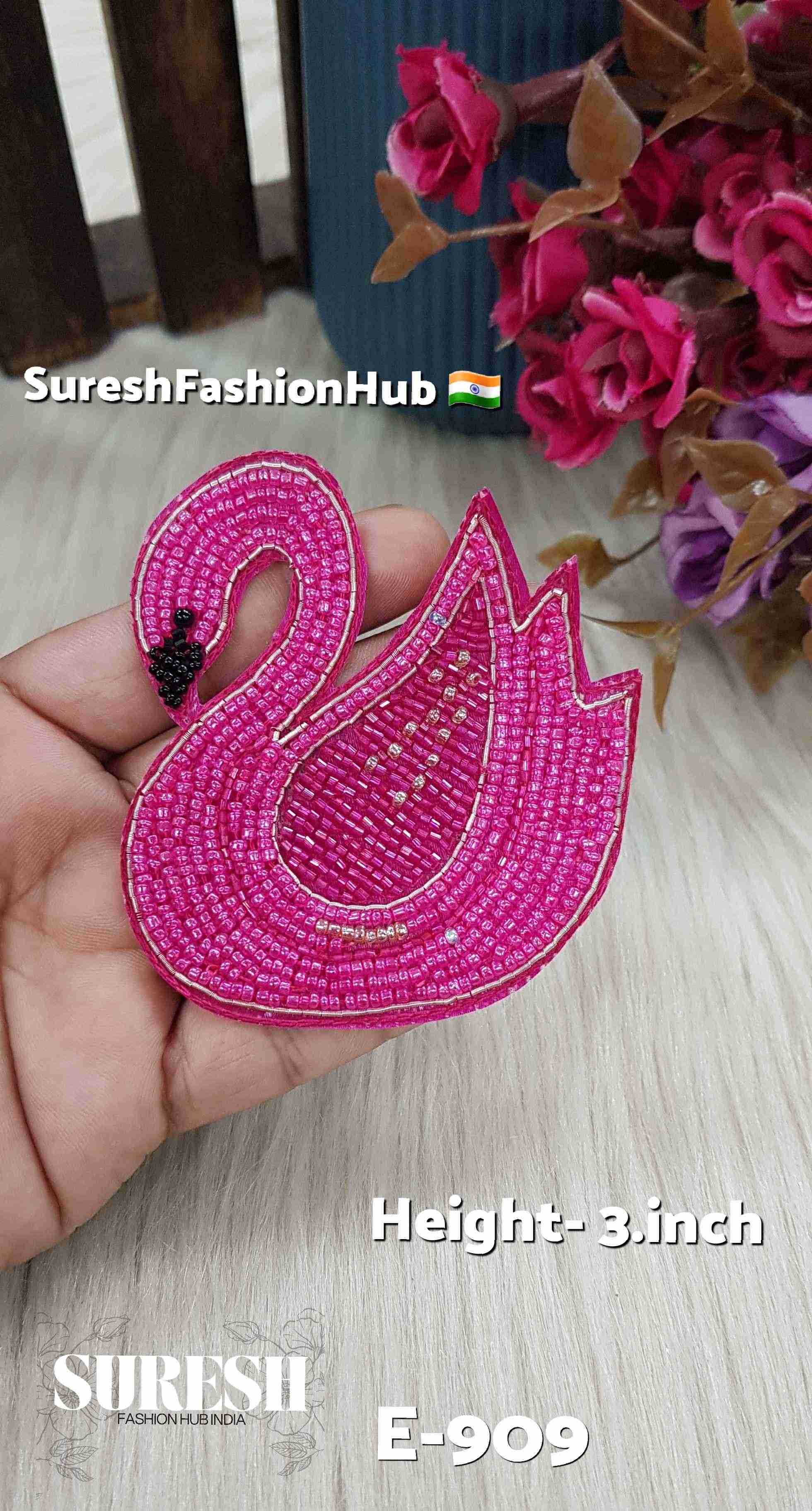 Rani Left Facing Swan Patch – E-909
