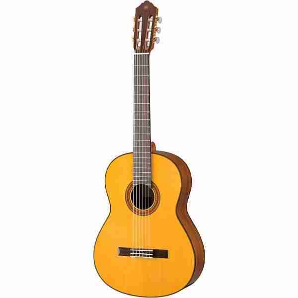 Yamaha CG162S Solid Spruce Top Classical Guitar, Nylon String 4