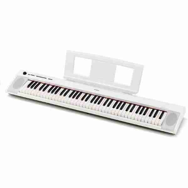 Yamaha Piaggero NP-32 76-Key Portable Digital Piano, White