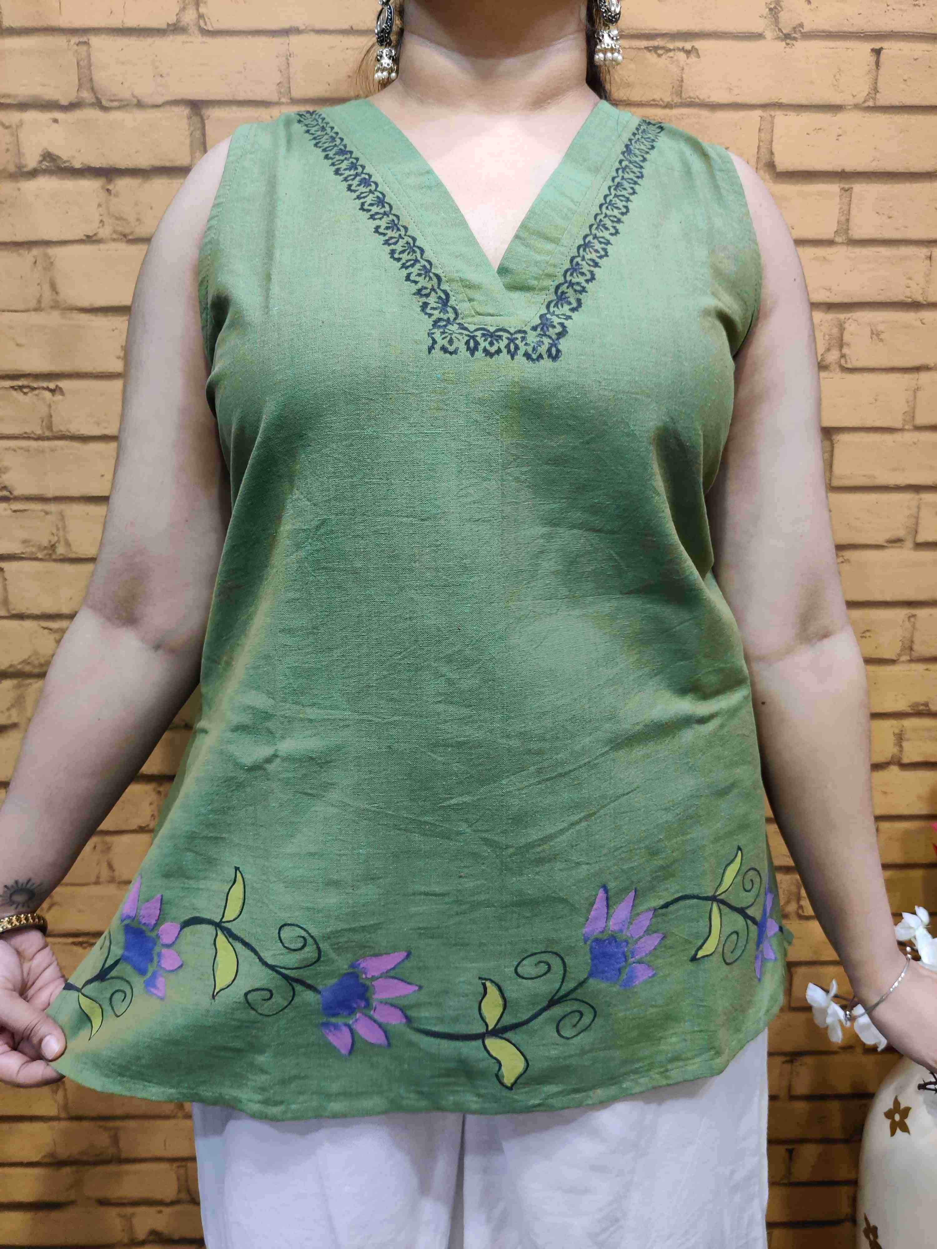 Handpainted Sleeveless Short Kurti-Green