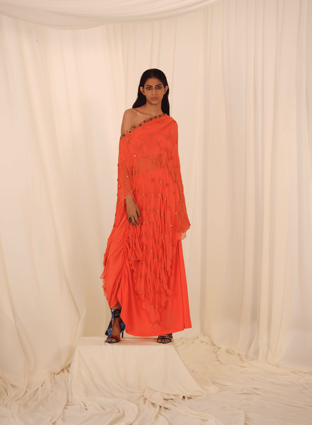 DRAPED ONE SHOULDER AND DRAWSTRING SKIRT