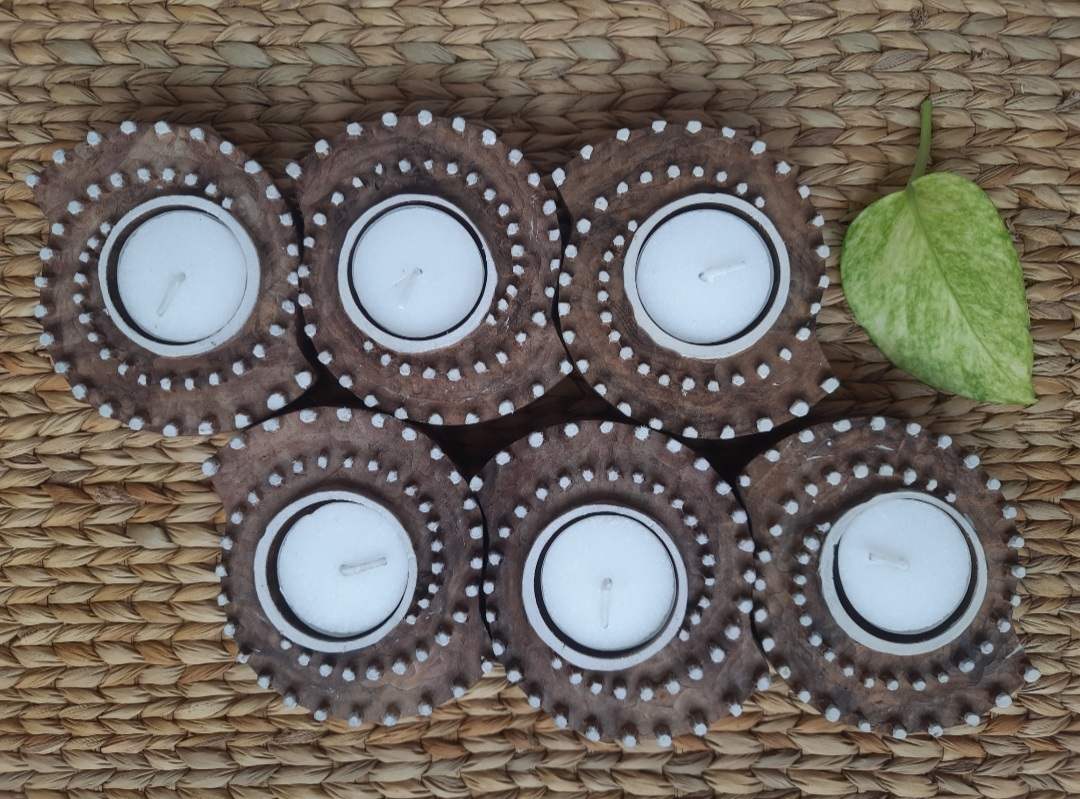 Wooden T lights