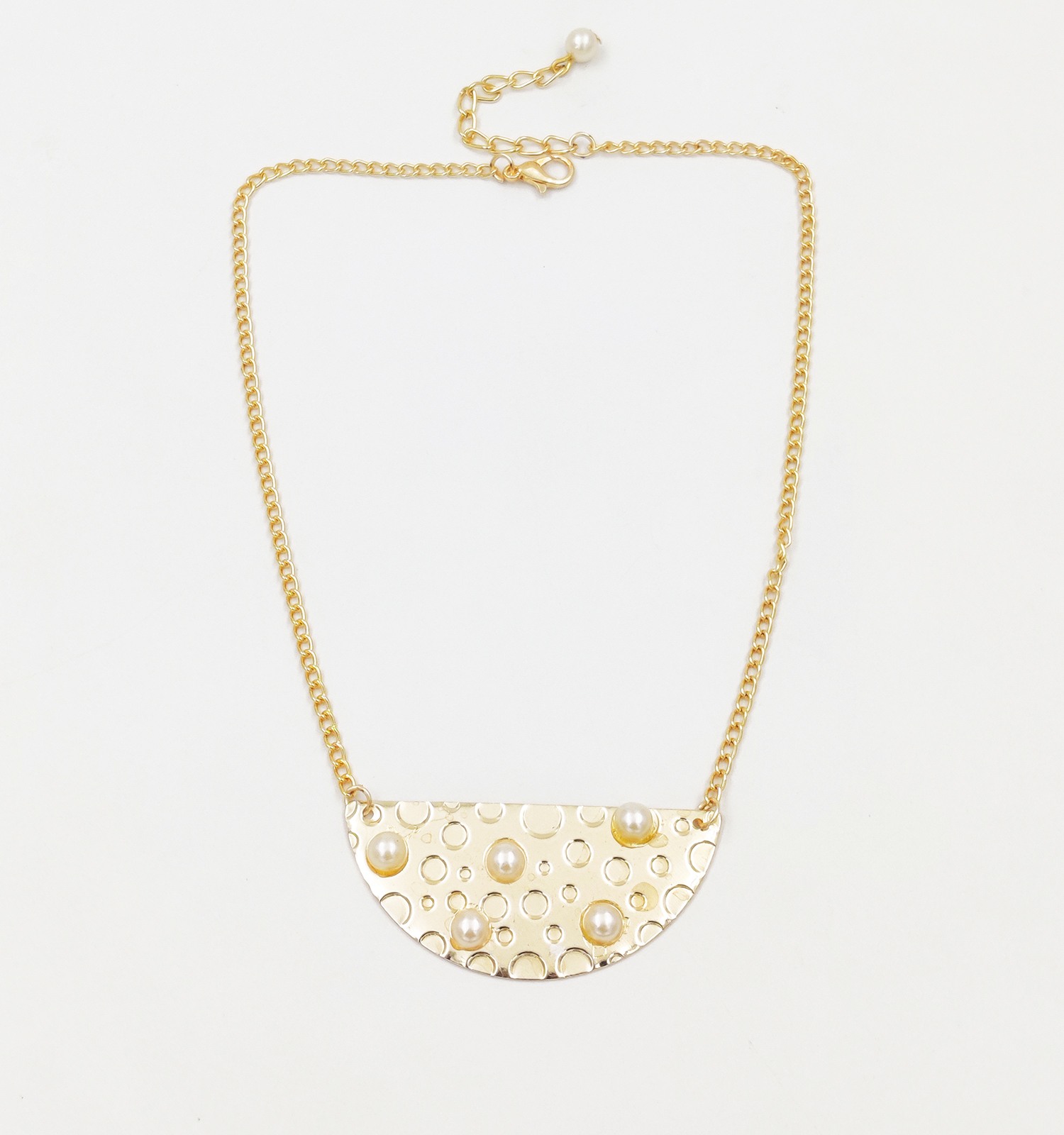 Metal & Pearls Necklace - Gold