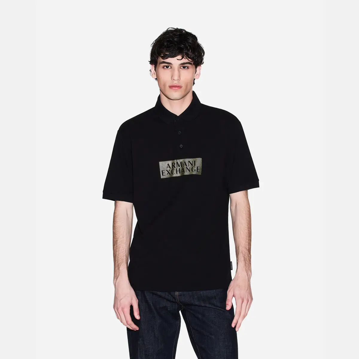 Regular Fit Cotton Polo Shirt With A 3 Button Closure And Central Gold Branding