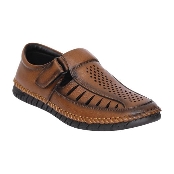 ウェルネスワールド Men Burnished Tan Leather Closed-Toe Fisherman Sandal | Centro