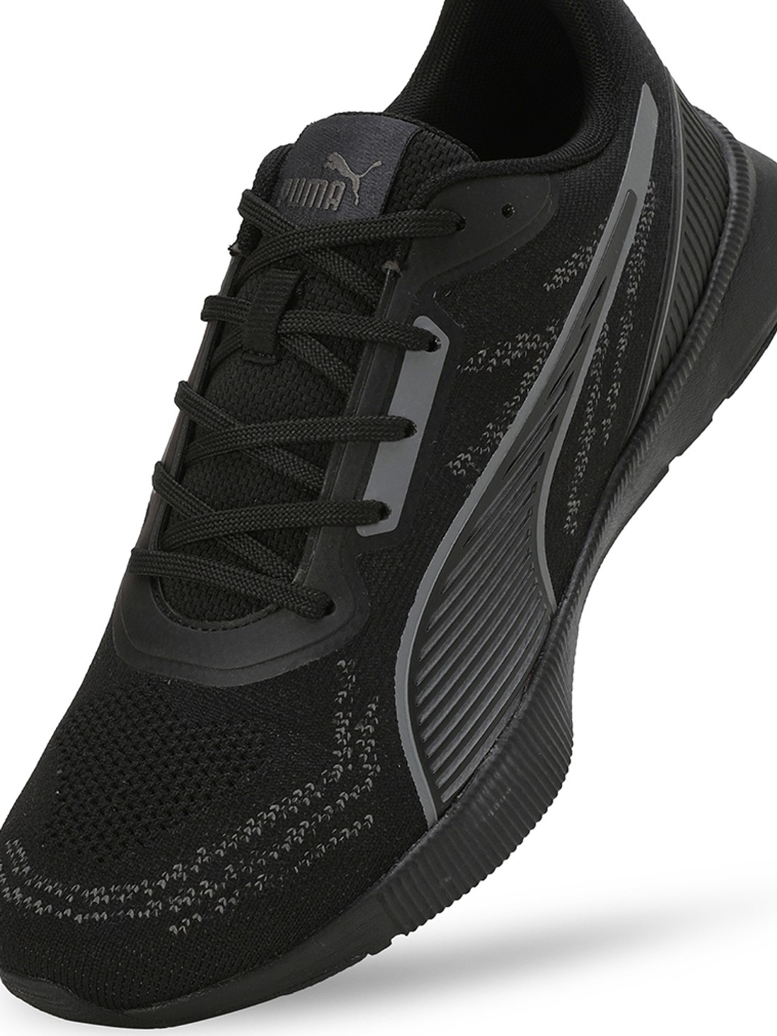 Men Voltstride Black Running Shoes