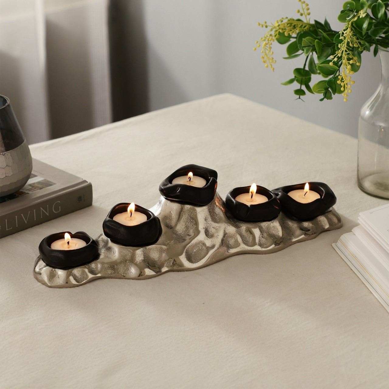 Eclora Black & Silver T-Light Holder
