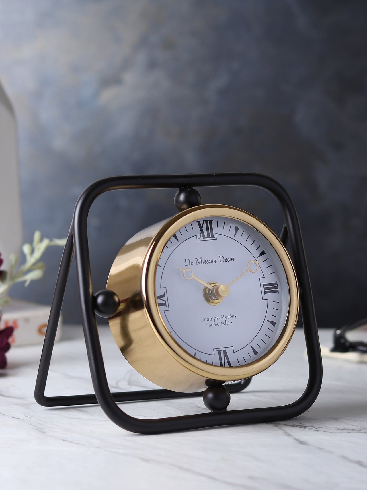 Vertex Table Clock- Gold