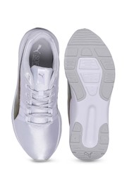 Adela Trailblazer Q2 Women s Sneakers