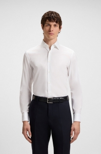 Slim-fit shirt in easy-iron cotton poplin