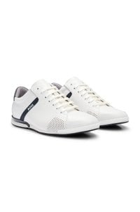Leather trainers with odour-control lining