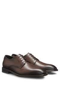 Italian-made Derby shoes in leather with ornamental stitching