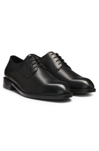 Derby shoes in leather with double stitching